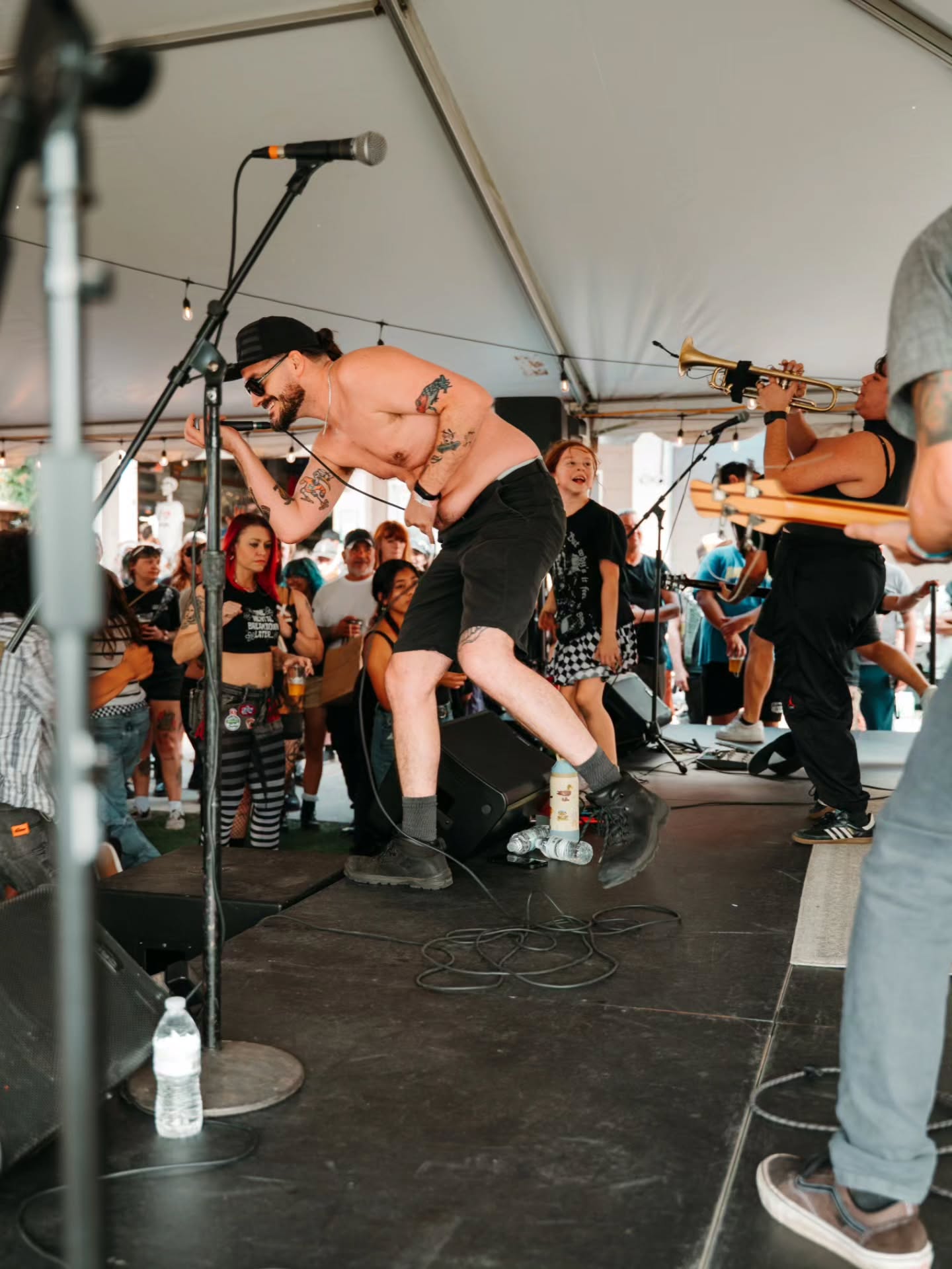 @fuakata_official brought that Miami Heat (get it?) to the Lakeland Punk Rock Flea Market at @swanbrewing this Sunday for some much needed home cooking.
#fuakata
#lakeland
#lakelandfl
#punkrockfleamarket
#punk