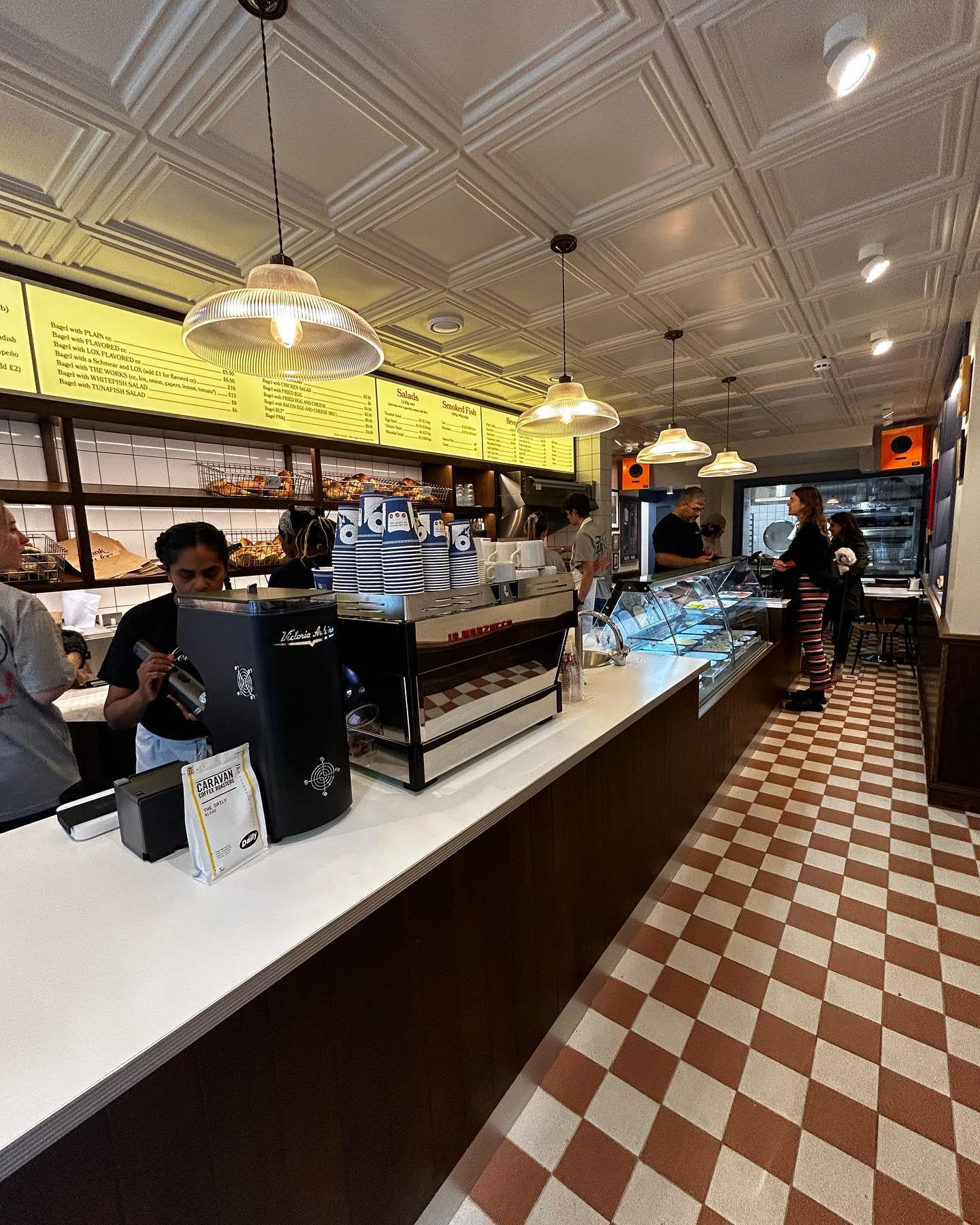 Great to get in and visit our new friends @its__bagels in their first store in Primrose Hill, London. Great to see they guys open and smashing it!
Best of luck @danmartensen and the rest of the team from all at @galgorm.group