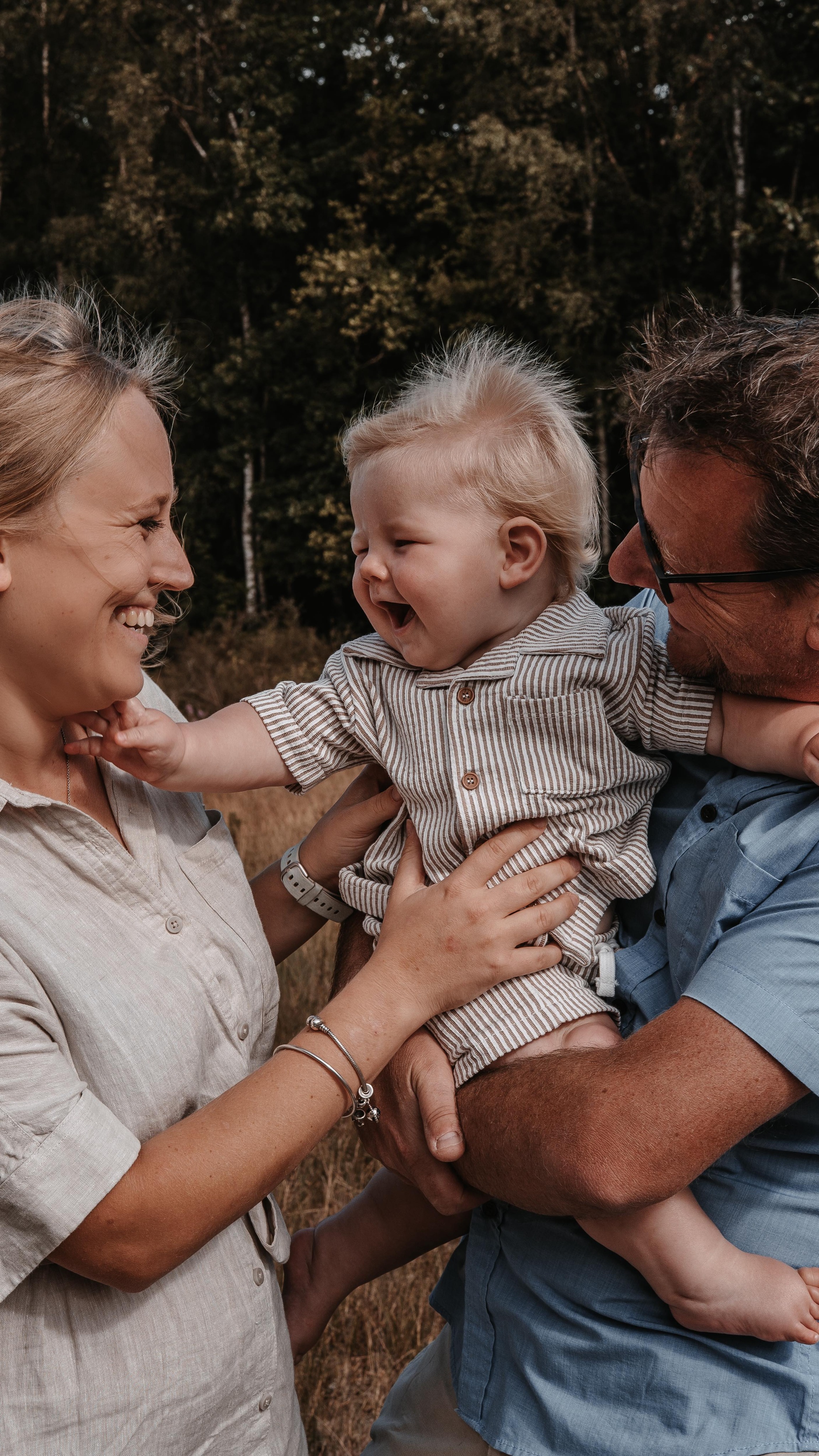 POV: Jullie boeken een fotoshoot met de hele familie🤍
•
•
•
#familieshoot #fotograaf #gezinsfotograaf #mijngezin #gezinsuitje