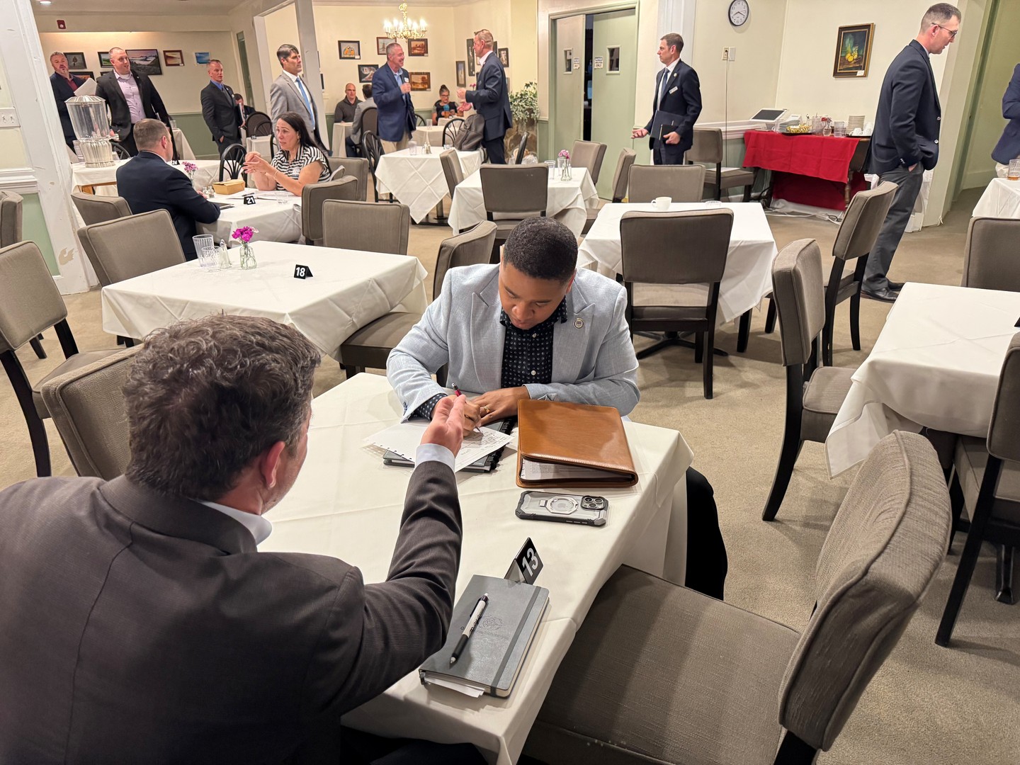 Oak Grove Technologies is proud to continue our support of @honorfoundation and its mission to empower transitioning service members. Through ongoing engagement, including mock interviews and resume review sessions, our team remains committed to helping veterans and special operations professionals successfully navigate their transition to civilian careers. Itโs an honor to stand alongside these exceptional individuals and contribute to their continued success beyond service.
#TheHonorFoundation #VeteranSupport #CareerTransition #MilitaryToCivilian #OurServiceContinues