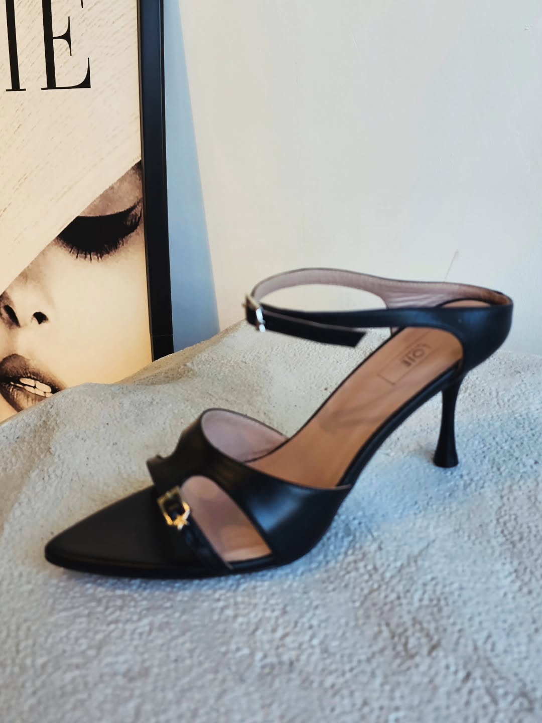 Rouge model from Loie🖤
#newcollection