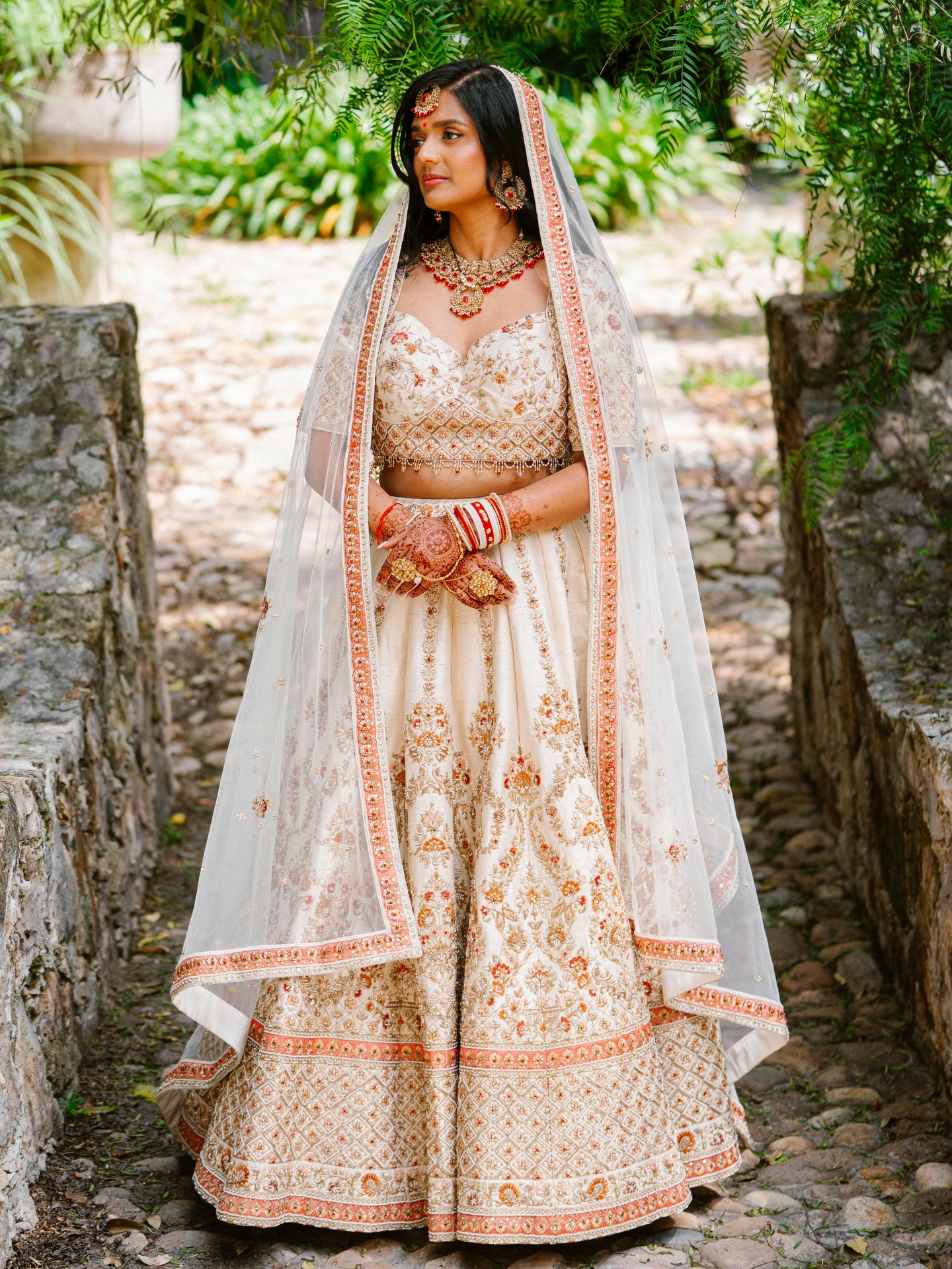 San Miguel de Allende and Querétaro are magical…
but what truly makes your wedding unique is your story.
My job is to tell it with intention.
#DestinationWedding #SanMiguelWedding #Querétaro