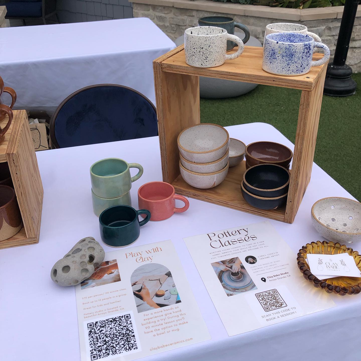 gotta love a market with an ocean view 😌🌊