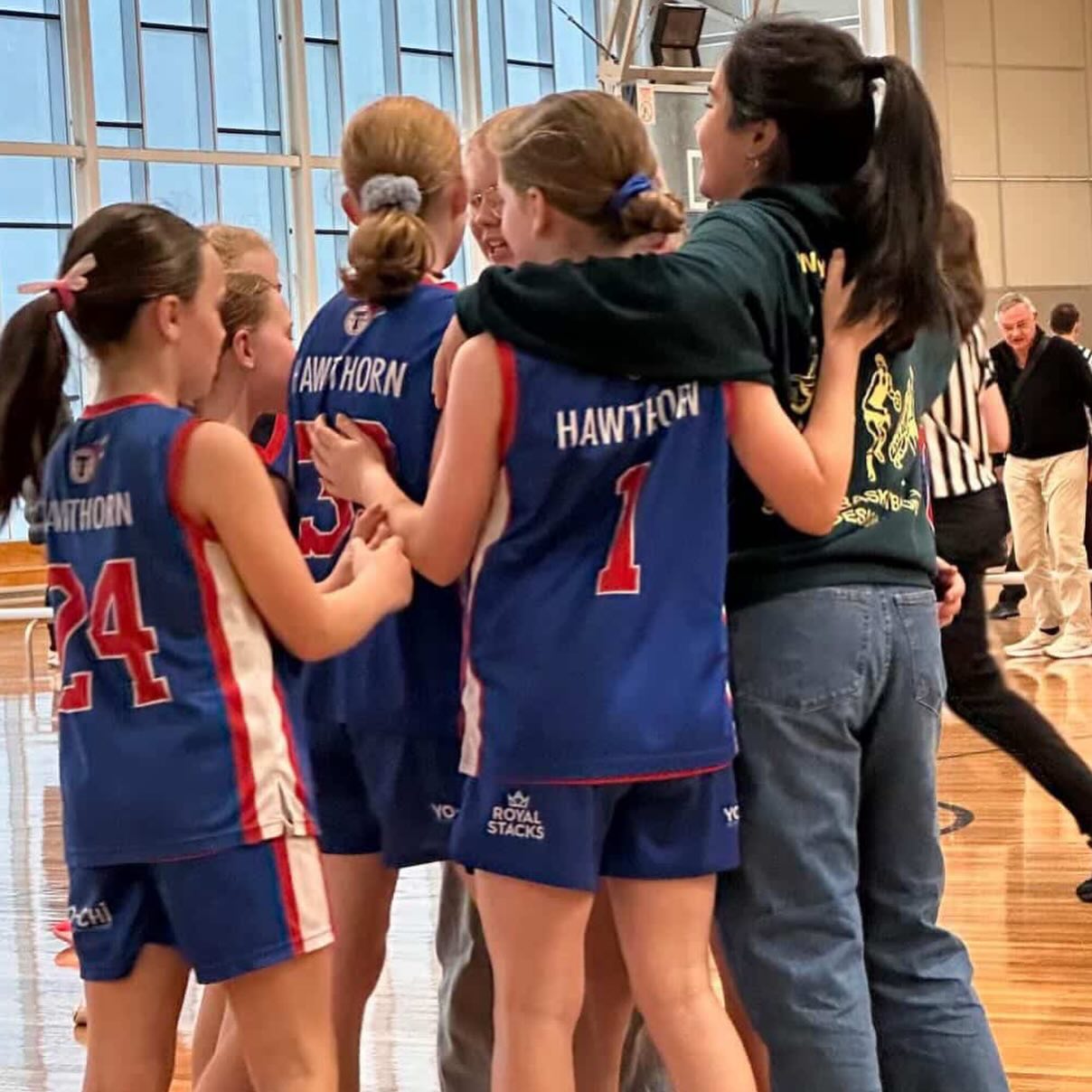 The Fireflies deliver a grand final win on the back of a 10 game winning streak. What a finish to a strong season! ❤️💙❤️💙