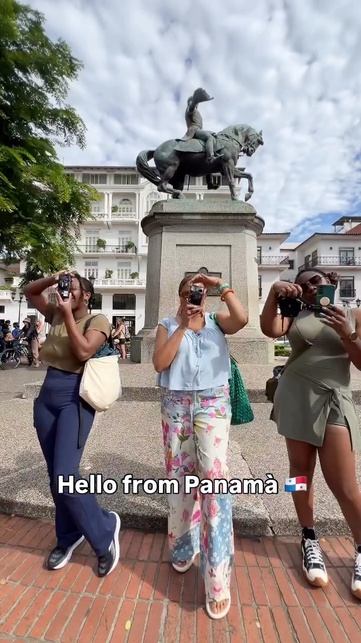 ¡Bienvenidos a Panamá! 🇵🇦✨
On assignment for @blackgirlsshoottoo
The team and I have a lot to capture and stories to tell. The energy here is unmatched! We are just getting started!!! 📸🎞️
We will be launching this group trip soon but first I had to go see for myself! 👀
#Panama #blackwomenphotographers #visitpanama #womenwhotravel #blacktravelculture