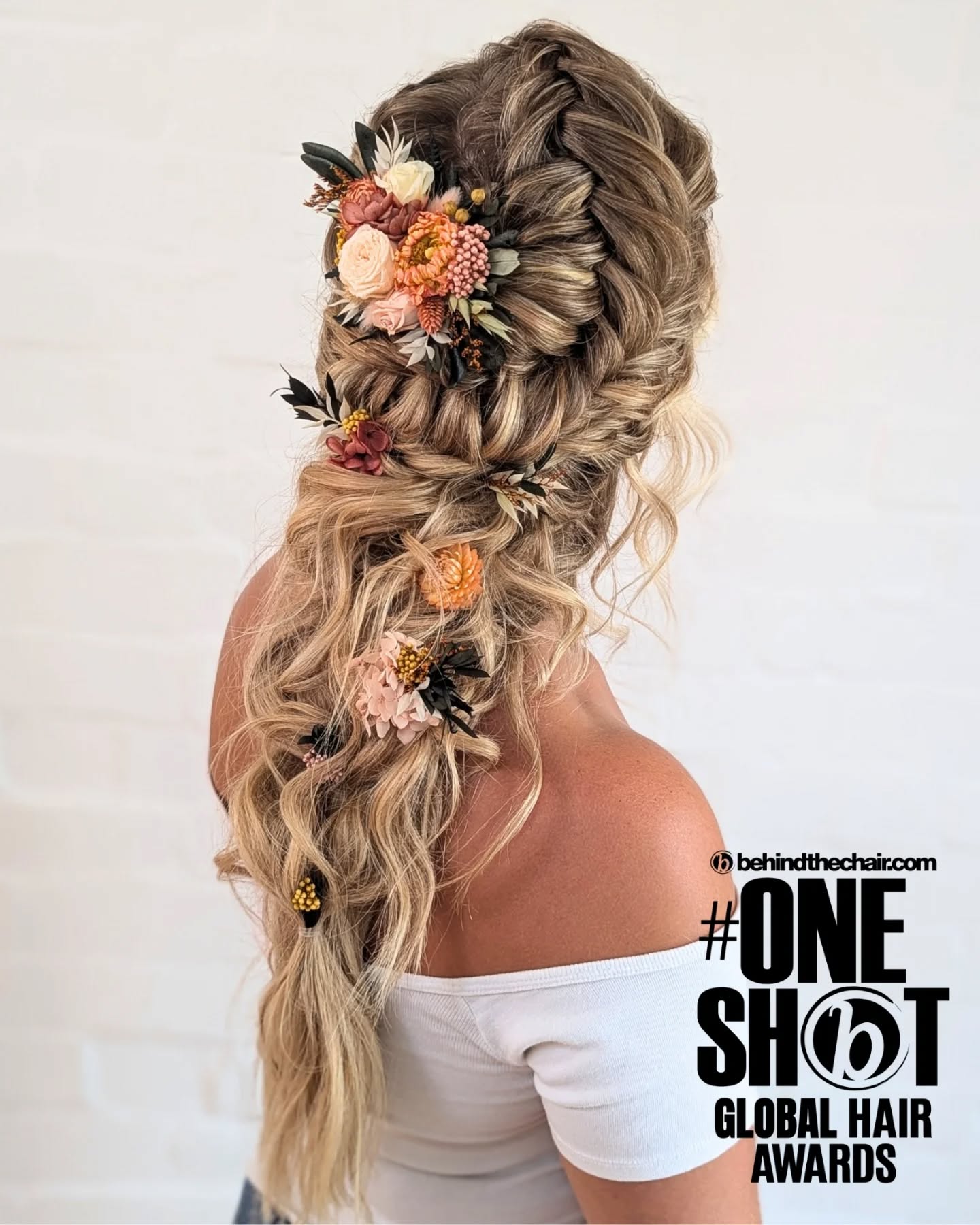 Second entry into @oneshothairawards 🌿
@lunaandwild dried floral accessories are absolute perfection for my showstopping mermaid brides 🧜🏼♀️🌼🌿
DM to see if I'm available to create your dream mermaid hairstyle on your wedding day in Devon, Cornwall or Somerset 🥰
Becca 🧜🏼♀️🌿 x
#btconeshot2026_specialeventstyling #oneshothairawards #bridalhairdevon #bridalhaircornwall #mermaidhairstyle