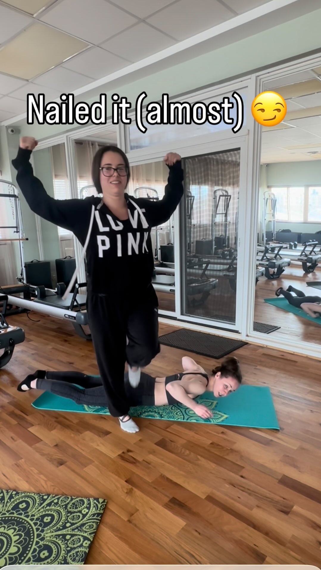 Expectations vs reality… and we’re still showing up 😄💪
Not perfect, just consistent — and never alone
Join us at PhysioLab ✨
…
#pilatescommunity #pilatesgirls #pilatesfun #coreengaged #studiopilates