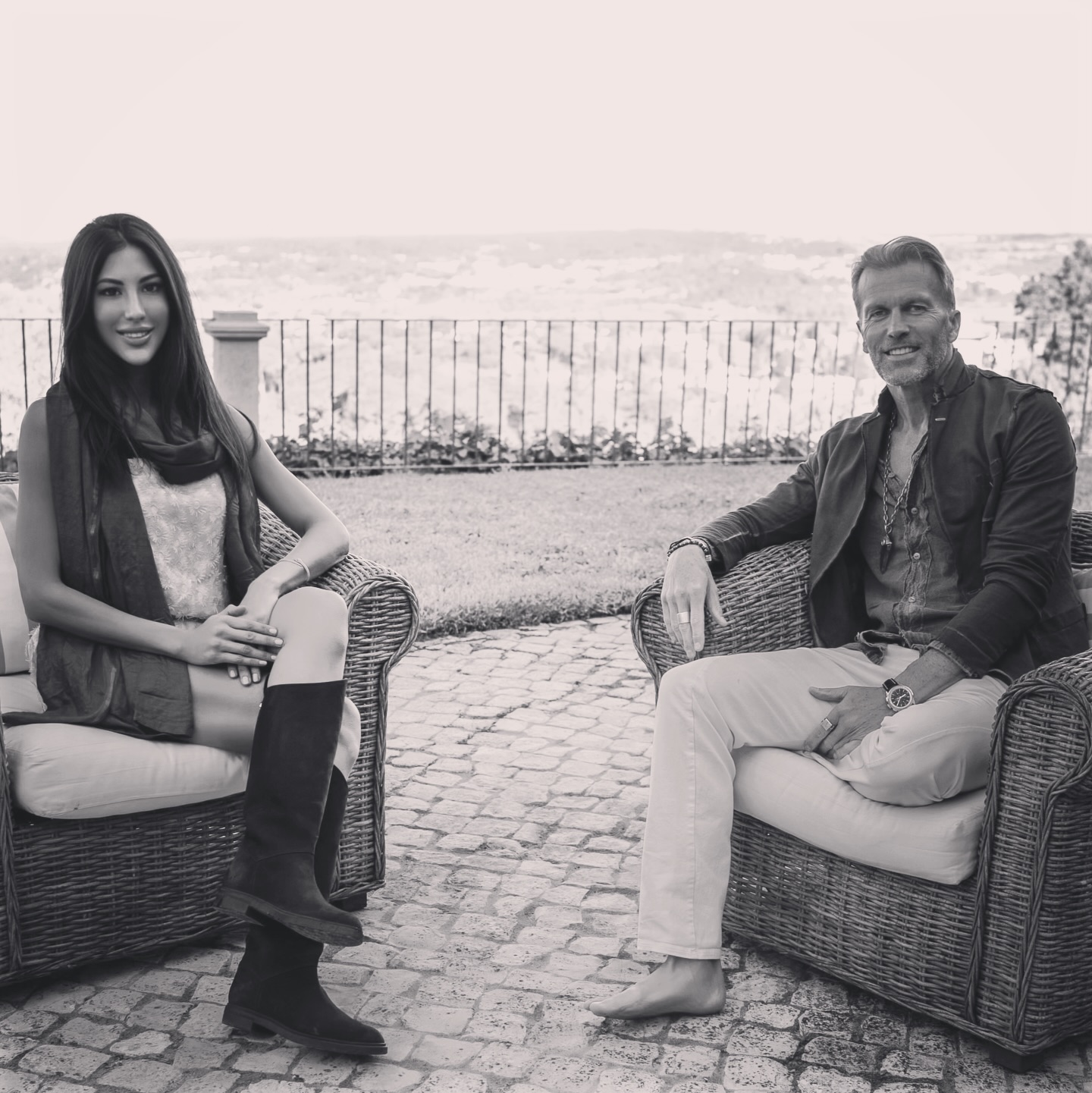 I’m thrilled to announce the upcoming launch of Supreme Wellbeing with Kim 🎙️
The first episode will feature @petercrone
In this podcast we explore the different facets of wellbeing through meaningful conversations with some of the world’s leading thinkers and experts in human potential, health and psychology.
With upcoming conversations including @marisapeertherapy and @dr.fede.amati.
Pre-follow via the link in bio. Launching soon 🚀
Would love to hear your thoughts! Please share them in the comments below and let’s keep the conversation going! @kimreartedesantiago