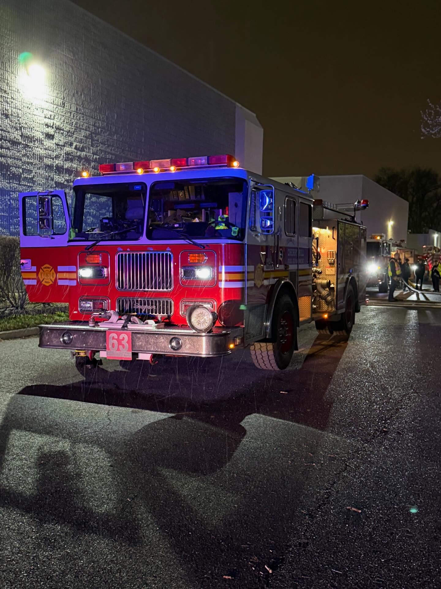 On March 20th, we responded to a commercial fire on the 1900 block of Old Cuthbert Road in Cherry Hill.
Our crew was on scene supporting firefighters working through the incident, ensuring they had the opportunity to rest, recover, and get back to the job safely.
Strong work by all involved, and we are proud to stand by and support those on the front lines.
#Rehab13