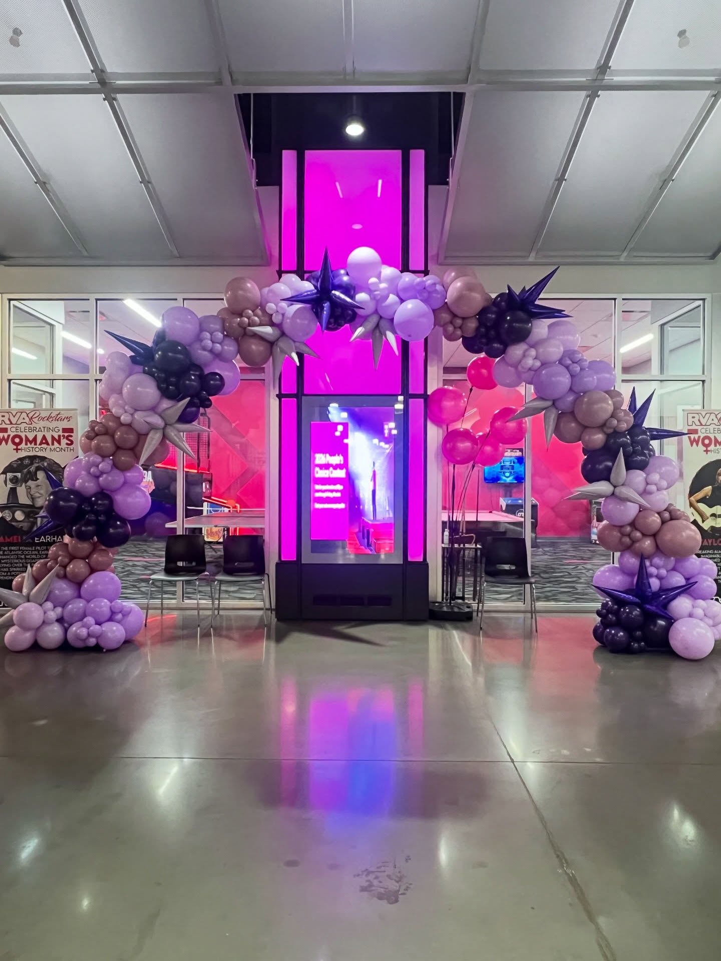 Another install for one of our faves 💜✨
To kick off March, we designed this purple balloon arch for T-Mobile’s Women’s Appreciation Month.
Today we returned for breakdown and we had to show you how it held up after 31 days!
Swipe to the end to see how it held up!
Balloon arches are the perfect statement piece for corporate events, grand openings, and in-store moments. Ready to elevate your next event? Tap the link in our bio to book!
#rvaballoons