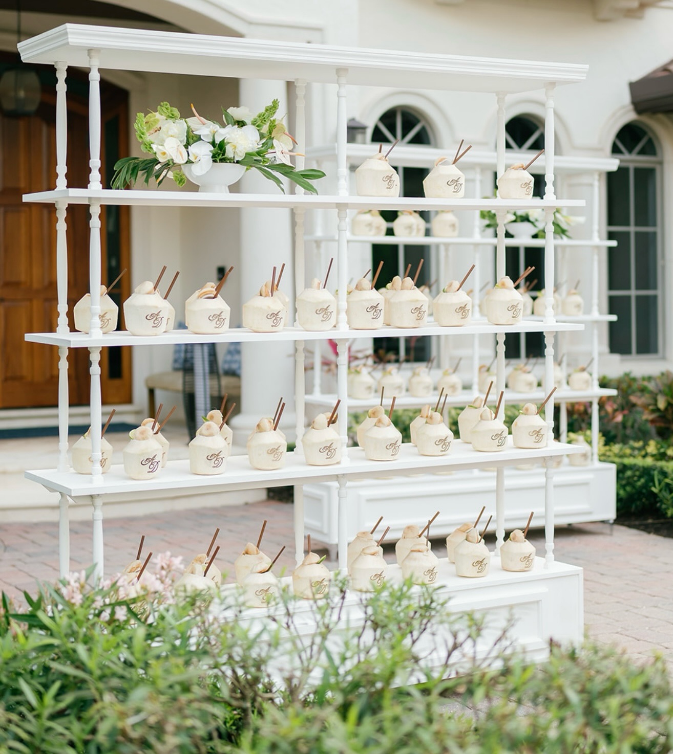 First impressions matter… and this one tastes like vacation. ✨🌴🥥🌴✨
Greet your guests with a handcrafted cocktail served in a custom-branded coconut—a signature moment that’s as refreshing as it is unforgettable.
Planner & Design: @thegoldenpineappleeventco
Photo: @trenholmphoto
Rentals & Floral: @delsyroblesandco
Catering: @la_caters_palmbeach
#palmbeachcatering #palmbeachwedding #palmbeachparty #welcomeparty