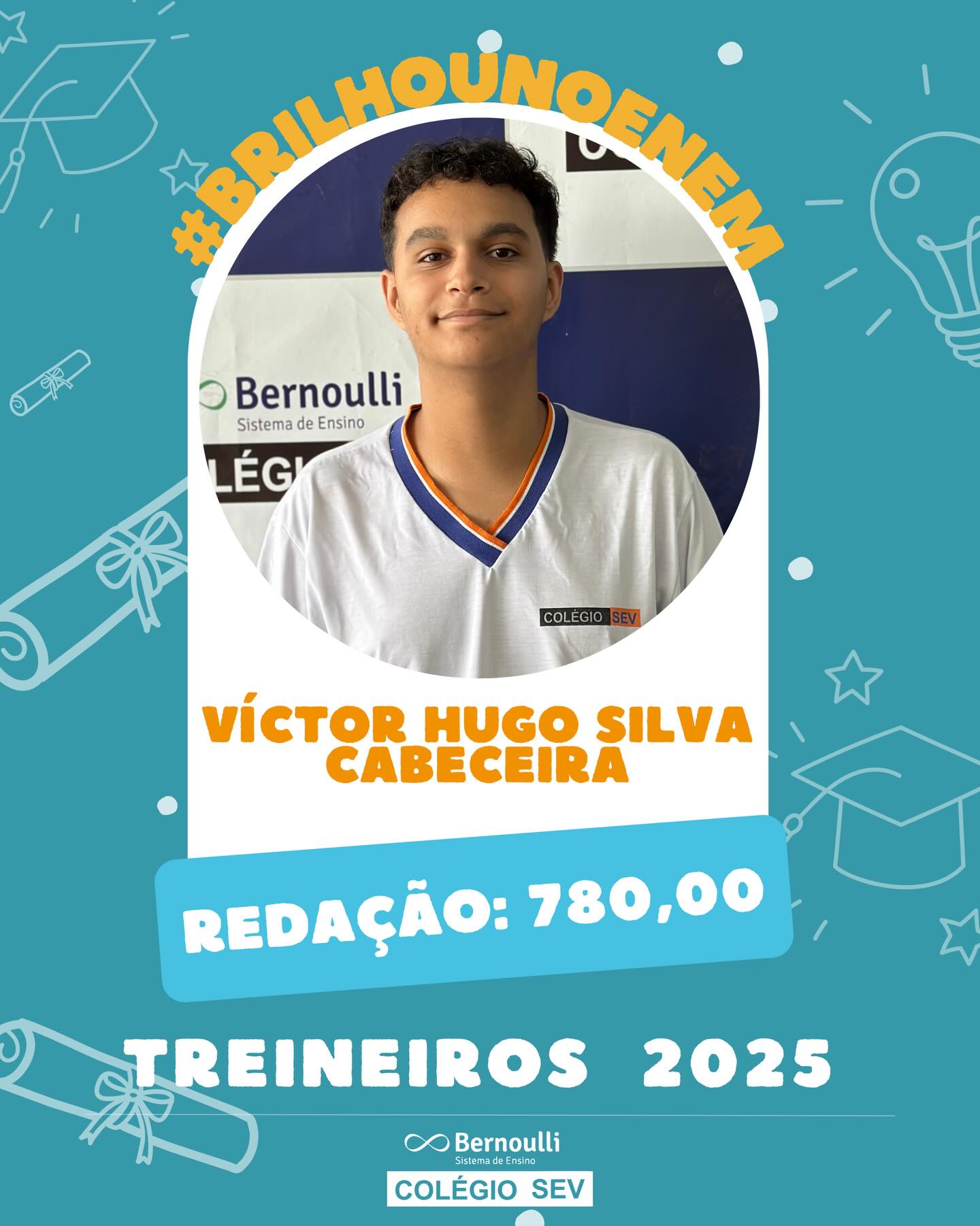 Um resultado que começa antes mesmo da linha de chegada.
Nossos alunos treineiros já mostram, na prática, o nível de preparo que constroem ao longo da sua trajetória estudantil, com destaque na Redação do ENEM 2025.
Esse desempenho revela pensamento crítico, repertório consistente e segurança na escrita.
Parabenizamos cada aluno pelo excelente resultado.
Que venha 2026 🚀