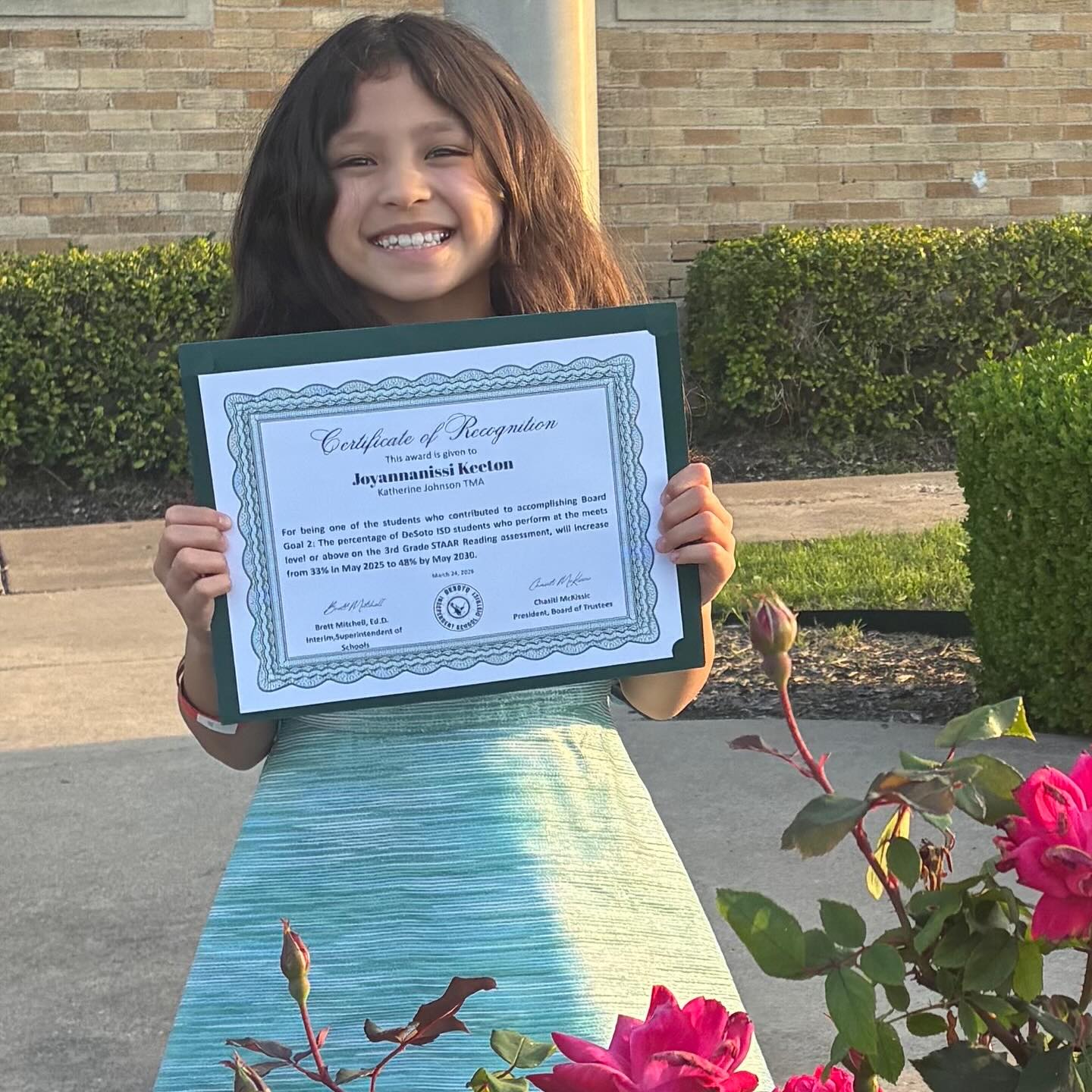 We are incredibly proud to celebrate Joy, one of the outstanding third graders in our DTEA program. On March 23rd, she was recognized by DeSoto ISD for her exceptional performance on her iReady Reading assessments. 🤩👏
This honor is awarded to a select group of Eagle scholars who have met both Typical and Stretch Growth goals between kindergarten and third grade. Joy’s success is a direct reflection of her discipline, focus, and deep commitment to learning, and we are thrilled to see her hard work celebrated by the district. 💙
#DTEA #DallasNJTL