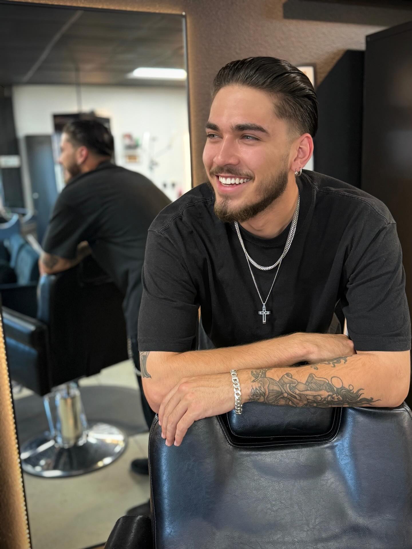 ✨ Meet Garrett ✨
We’re excited to officially welcome Garrett to the team! @garrettsflows
Specializing in dimensional color, bold tones, and polished finishes — Garrett brings a versatile eye behind the chair. From rich brunettes and vivid color to clean, tailored cuts, his work speaks for itself.
He is also expanding into barbering services soon, making him your go-to for both hair and grooming!
✨✨To celebrate, Garrett is offering 20% OFF all services for new clients 🎉✨✨
If you’ve been thinking about refreshing your look, now is the time.
📲 Book with Garrett and experience it for yourself @garrettsflows