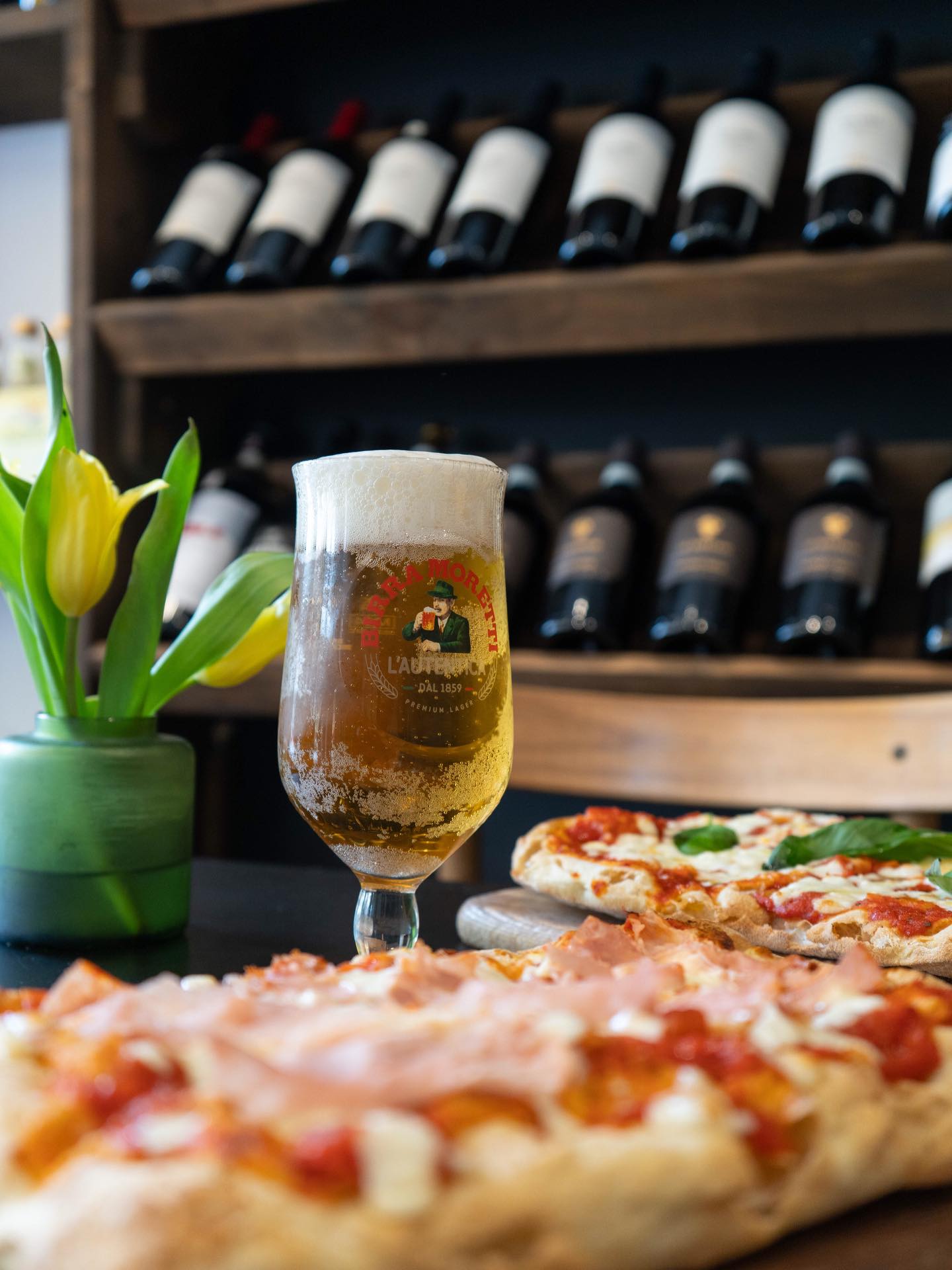 Friday evenings, the Italian way 🇮🇹
Cold beer, fresh pizza, good company…
that’s all you really need.
Ease into the weekend with us ✨
#FridayVibes #PizzaAndBeer #ItalianDeli #EveningPlans #foodieuk