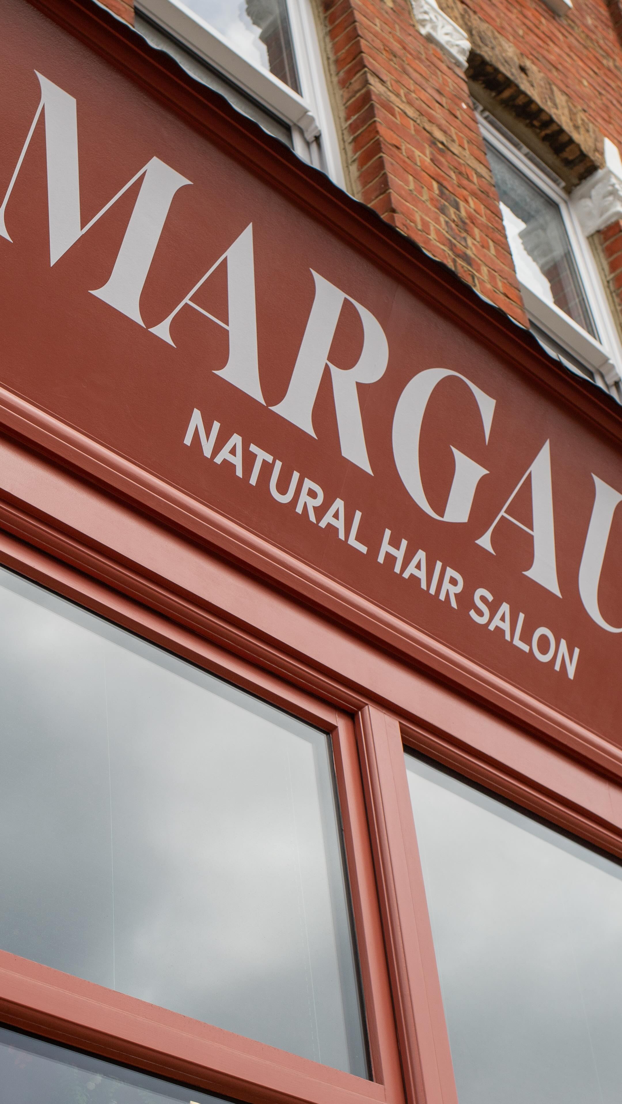 Welcome to Margaux Salon ✨
A little beauty haven in the heart of West Hampstead 💇♀️
Where every detail matters: expertise, care, and enhancing your unique style 🤍
Whether you’re ready for a transformation, a refresh, or just a moment for yourself, we’ve got you covered.
📍 West Hampstead
Book your beauty moment now 💌
#margauxsalon #westhampstead #hairdresser 🙋🏽♀️