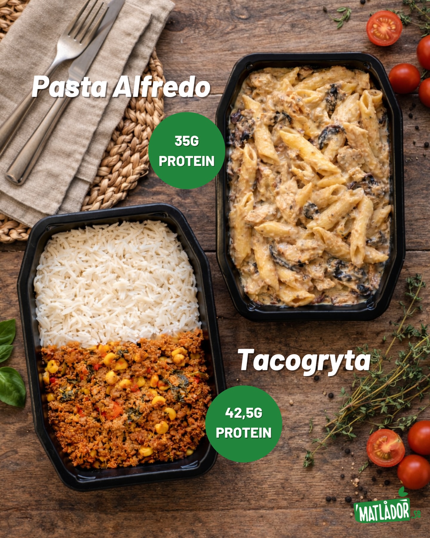 Du har väl inte missat nyheterna på vår meny? 😍
🍝 Pasta Alfredo: Krämig pennepasta med grädde, vitlök, champinjoner & kyckling
✅ 653 kalorier & 35g protein
🍛 Tacogrytan: Krämig tacogryta med fettsnål nötfärs, majs, philadelphia & tacosås
✅ 671 kalorier & 42,5g protein
Vi säger inte att de här är bäst på menyn… men vi säger inte heller att de inte är det 😏
Beställ idag på matlådor.se 💚
-
#matlåda #matlådor #godmat