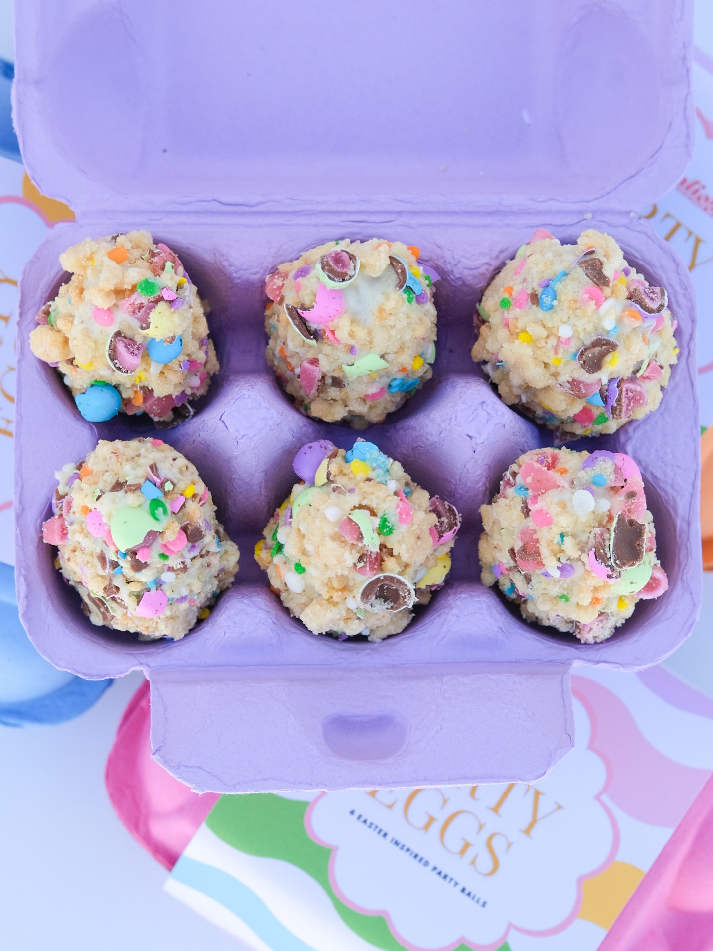 PARTY EGGS 🥚 🎉
The new Easter party ball 🎉🥚
#eastertreats #eastereggs #cakeballs