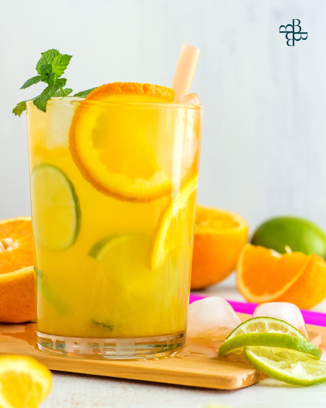 Want to stay 'on the wagon' post dry July? Nourish your body - and excite your taste buds - with 3 delicious mocktails from our dietitian, Ana. Comment 'wagon' in the comments and we'll send you a link to download all three recipes.
We love @hilbilbyculturedfood fire tonic for the first one!
INGREDIENTS
480ml water (sparkling or still)
1-2 tbsp fire tonic (or raw apple cider vinegar)
1 tsp turmeric powder
Lime juice (½ lime)
optional: honey/splash orange juice for sweetness