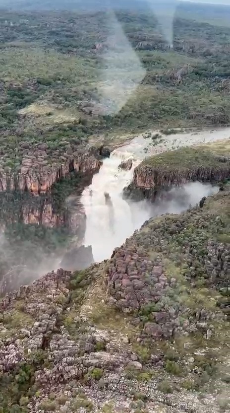 Waterfalls absolutely pumping right now! 🌧️✨ Kakadu is putting on a proper show after all this rain, and this is hands down one of the best times to see it from the air.
Locals get 10% off scenic flights until 12 April. Use code LOCAL10 or call 1800 089 113 to lock in your seat.
