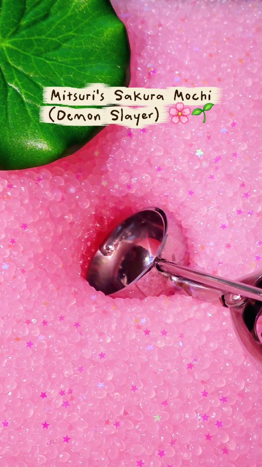 Scooping ASMR 🌸 Mitsuri's Sakura Mochi from Demon Slayer! Her favourite food turned into a slime 🫢
Our new favourite crunchy texture: Rice crunch!! Packed with fake rice beads (to imitate a rice ball) and glitter, scented sakura & peaches ♡
.
.
.
.
.
#australianslimeshop #demonslayerslime #animeslime #mitsurikanroji #sakuramochi