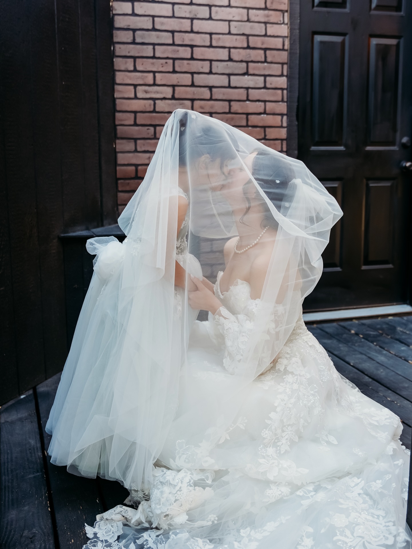 The beginning of everything they’ve been dreaming of 🤍 @thevenueatchilleens
.
.
#weddingphotography #weddingphotographer #blackcanyoncity #azphotographer #weddingday