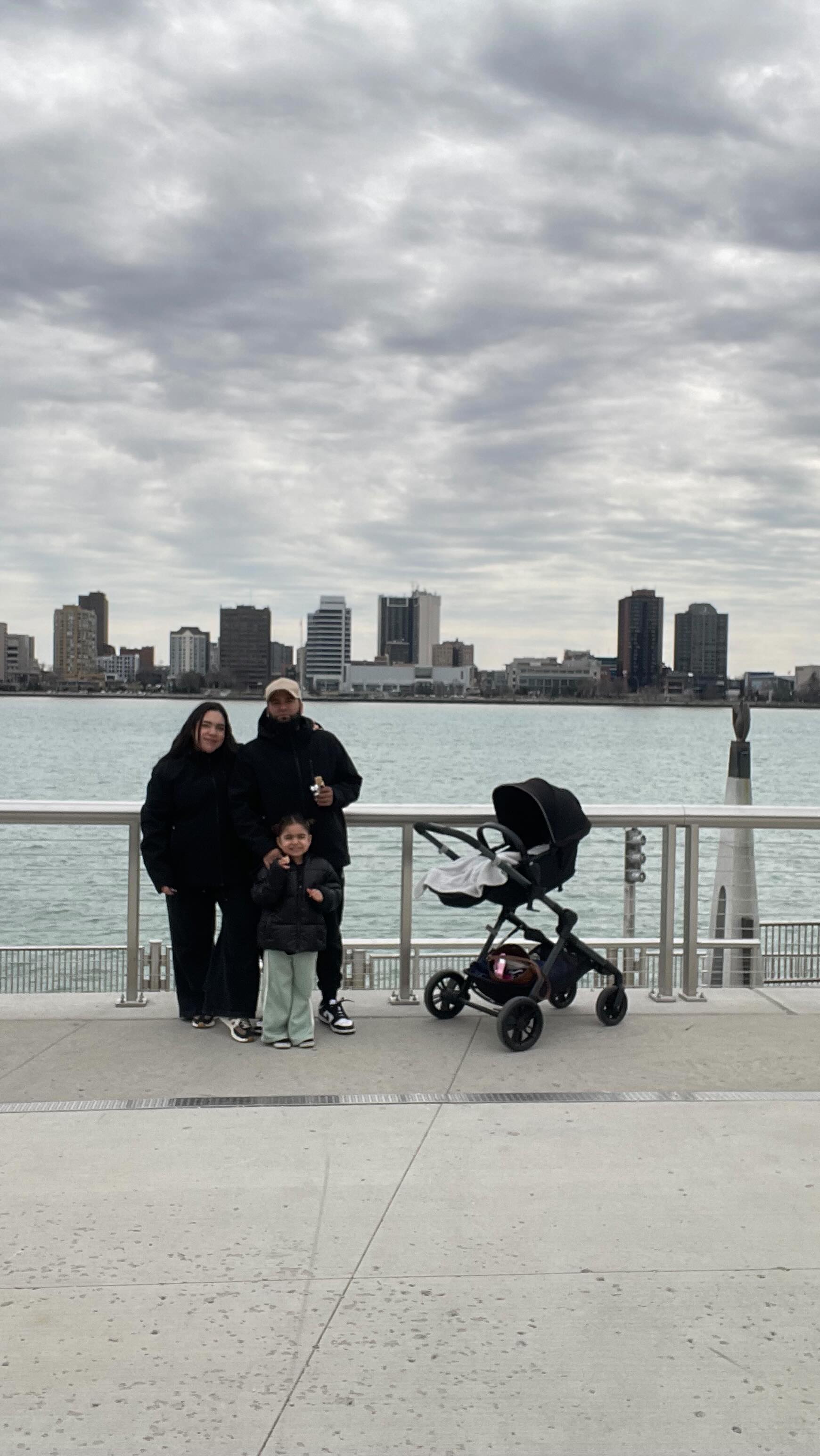 Recuerda disfrutar cada pequeño momento… porque ahí es donde vive la verdadera riqueza 🤍
#familia #momentosreales #vidabonita