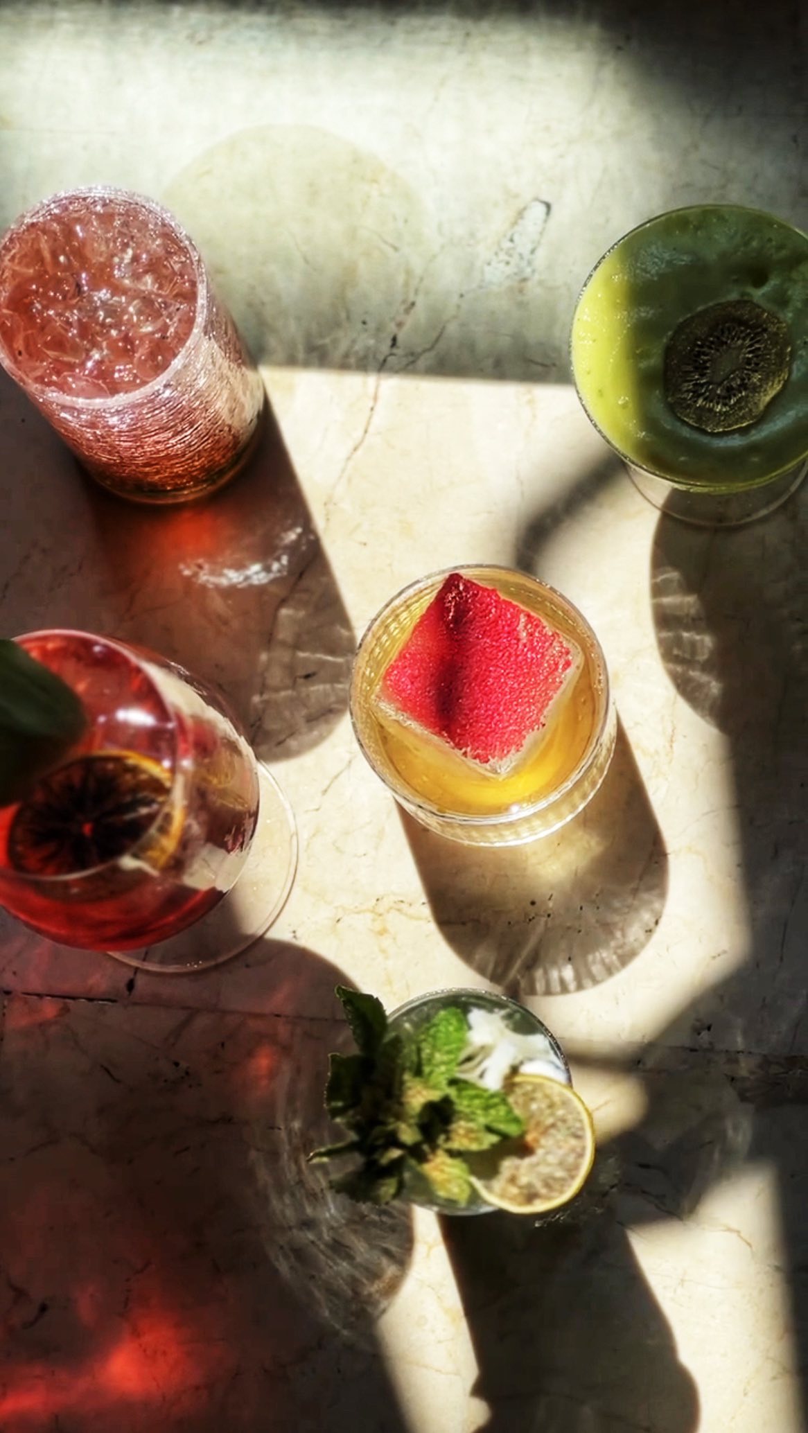 🇪🇸 ¡-50% en cada segundo cóctel! 🍸✨
Viernes, 04.04, restaurante Como Yo — aprovecha esta increíble oportunidad y reserva tu mesa ahora mismo🫶🏻
Permítete relajarte y disfrutar de cócteles de nivel campeón, la atmósfera, los sabores y una noche perfecta en buena compañía 💛
🇬🇧-50% on every second cocktail!!! 🍸✨
Friday, 04.04, Como Yo restaurant — take advantage of this amazing offer and book your table now🫶🏻
Allow yourself to relax and enjoy championship-level cocktails, the atmosphere, delicious flavors, and a perfect evening in great company 💛
#bestcoctail #coctails #valencia #comer #dinner