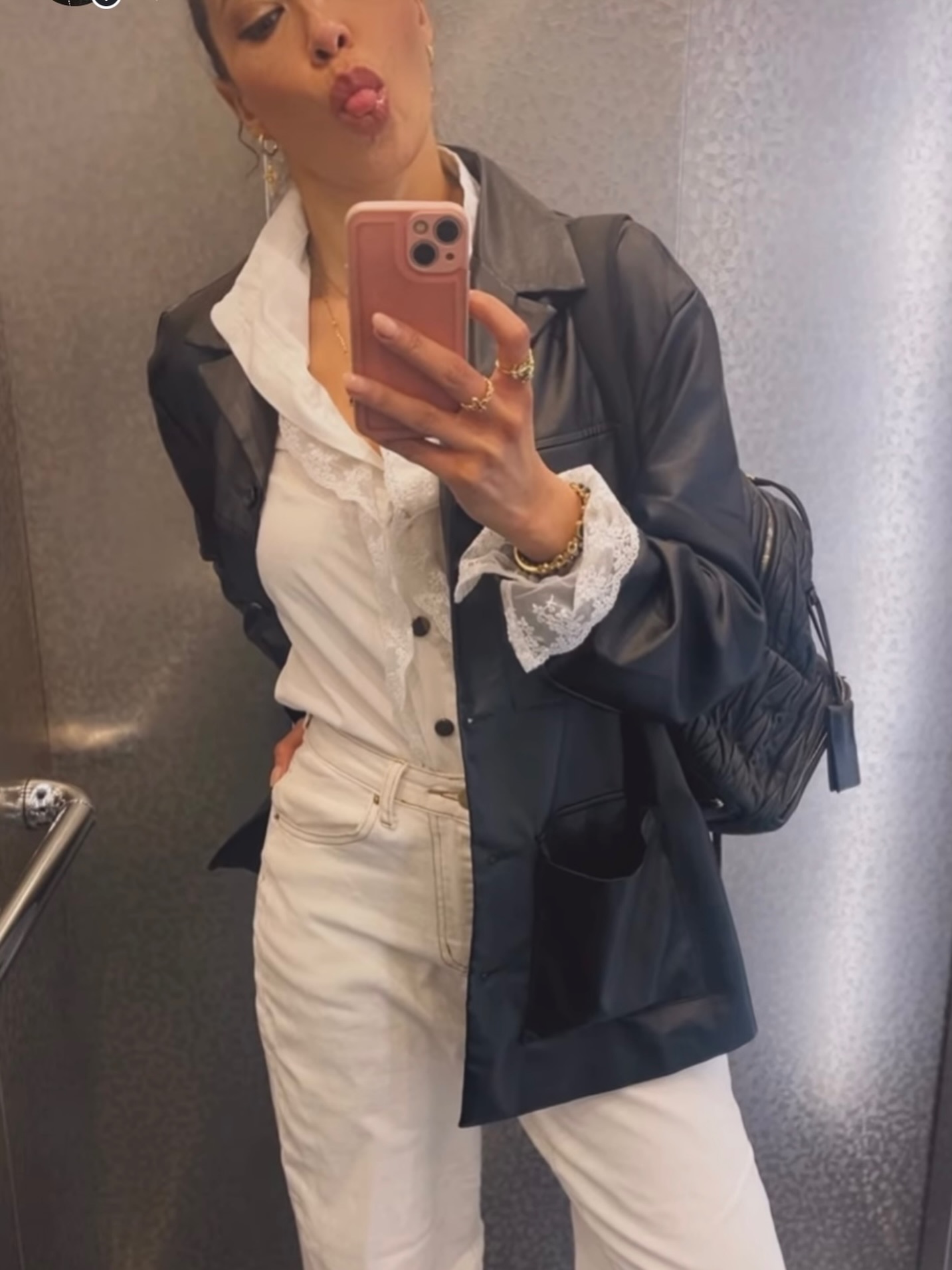 Wide leg white flare jeans - love these over the conventional blue jean right now great way to test out looks too thanks Shein 😊
Gone for a kinda gothic romantic vibe with this look ☺️
- Store Name:Poéselle
🆔 50162142
#ad ❤SHEIN Fit Check Challenge!
Search LVL7F on SHEIN to enjoy more discount!
@sheinofficial @shein_gb
#SHEINtrends #SHEINsaveinstyle #jeans #shein