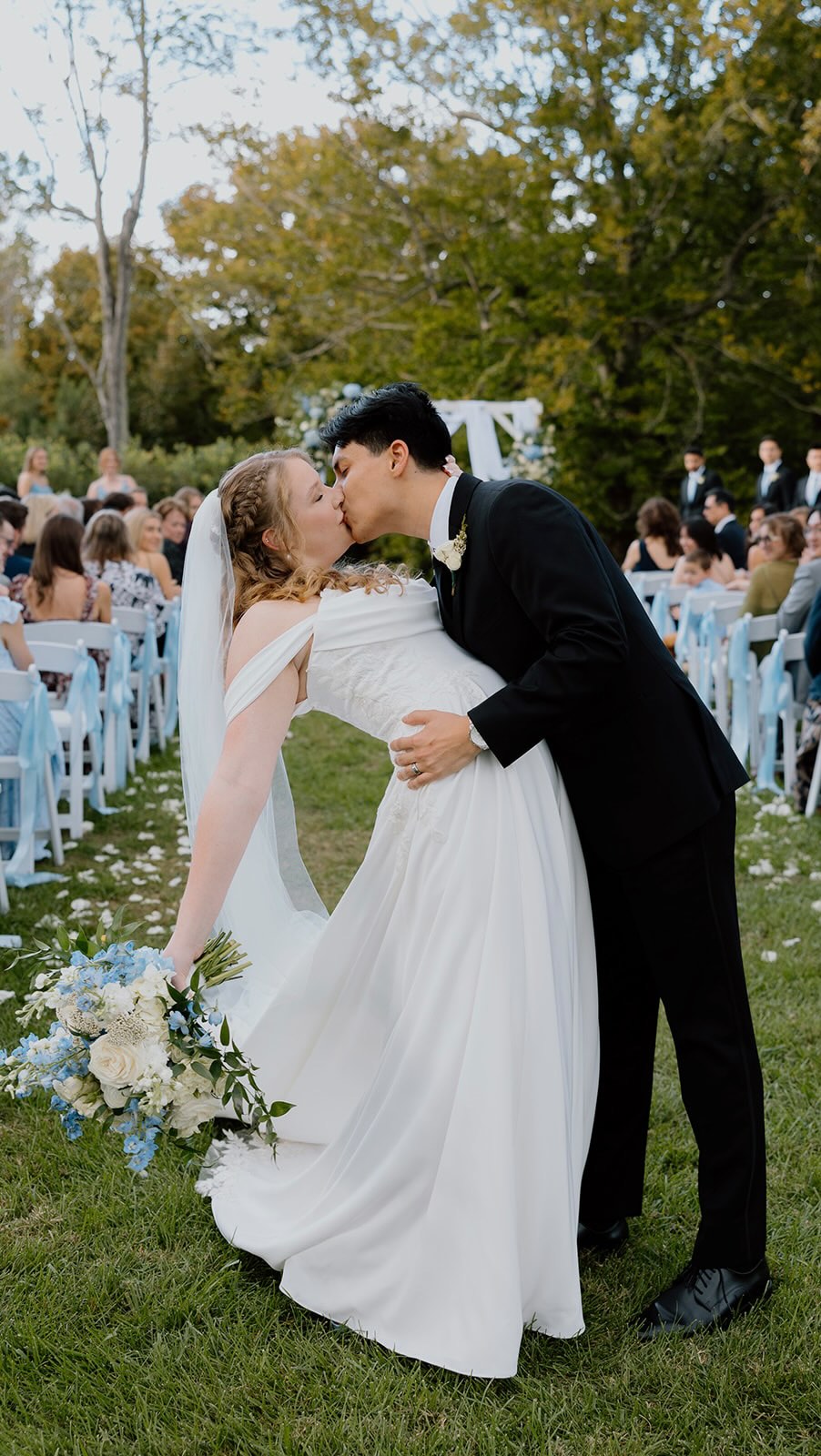 A beautiful wedding day begins long before the ceremony.
Thoughtful planning, intentional design, and a steady presence from the first conversation to the final send-off.
Follow along for wedding planning insights, inspiration, and a closer look at the Lily & Garnet planning experience. ✨
Planner // @lilyandgarnetevents
Photo // @filmcovephoto
Venue // @triplejmanorhouse
Florals // @clairepaigefloral
Makeup // @lizblackmakeupavl
Hair // @alyssaashleyartistry