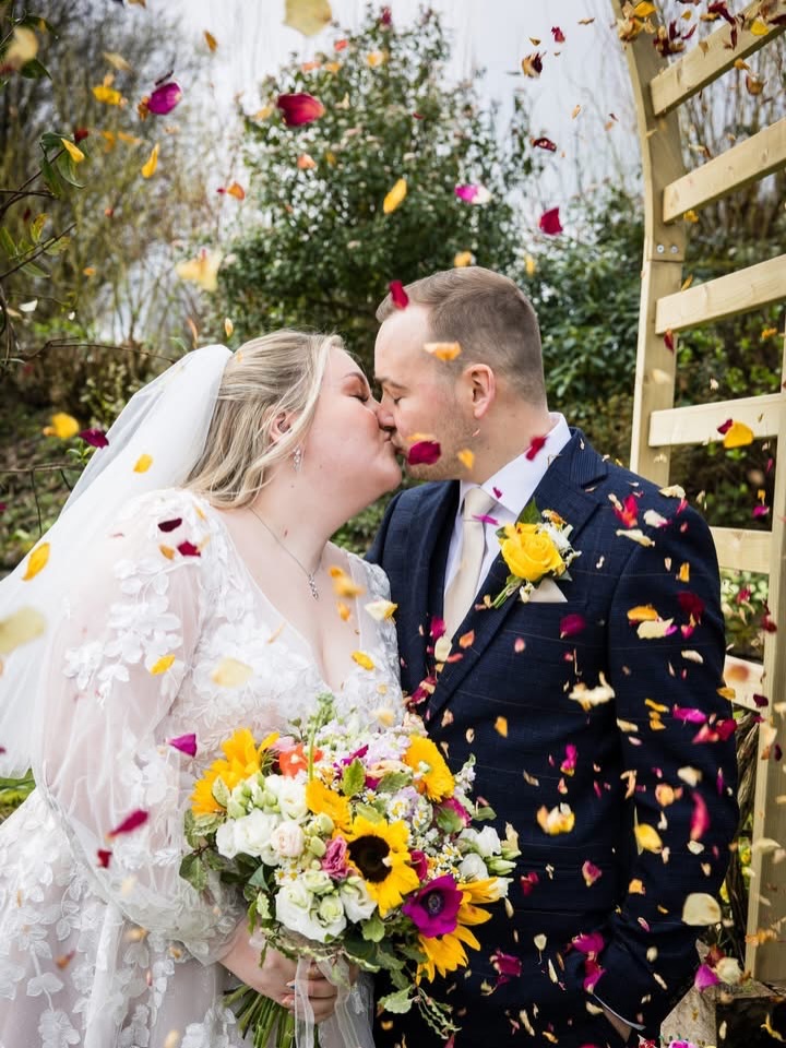 Huge congratulations to Georgia & Ryan 🤍✨
They swapped the big wedding plans for something far more them… a magical elopement at the Intimate Wedding Venue @treetopescape here in North Devon. No fuss, no pressure just a beautifully chilled day, wandering the grounds, soaking it all in and yes feeding the alpacas (Georgia’s highlight 🦙💛) From meeting online, to a proposal in Oxford, to saying their vows surrounded by nature proof that when you know, you just know. I just loved that the registrars and Nicola, your coordinator got involved in the celebrations, you said your vows in secret to each other and it was such an honour to be your witness too! Wishing you both every happiness and all my love, Laura x
Dress @thebridalmill_botley
Suit @mossbros
Hair & Makeup @mercedeshayward
Flowers - By a Friend
Videography Chris Catullo
If you’re dreaming of a wedding day that feels relaxed, personal and completely yours… I’d love to capture it for you 🤍
#devonelopement #devonelopementphotographer #freeformimages #springwedding
