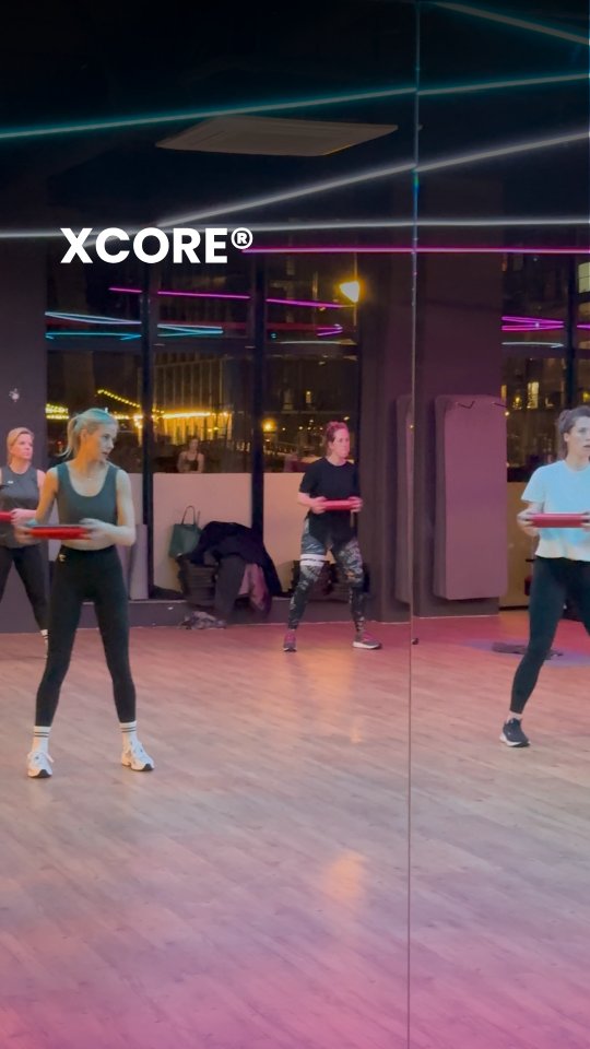 🔥 Ready to feel the burn?
Met XCORE® train je je volledige core op een intensieve én leuke manier. Dankzij de XCO-Trainer® werk je niet alleen aan kracht, maar ook aan stabiliteit en conditie.
Naast de zaterdagochtendles, hebben we ook XCORE avondlessen:
📅 Maandag om 19:00
📅 Woensdag om 20:00
Durf jij de uitdaging aan?
#lifeandkicking #lifeandkickingcommunity #XCORE #coreworkout #ijburg