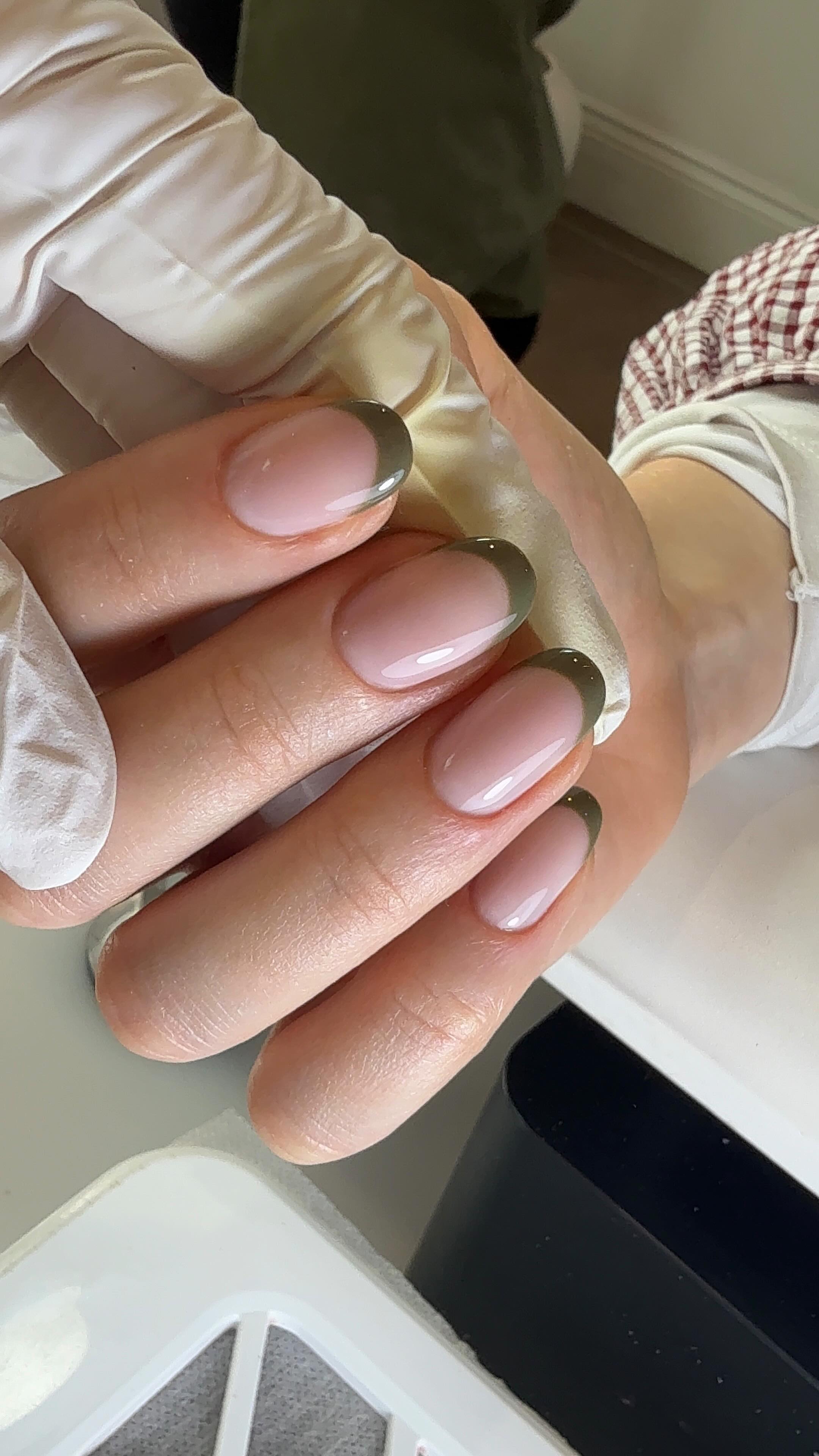 There’s a lot of pressure in this industry to work faster.
Shorter appointment times. Quicker sets. Faster results.
But speed shouldn’t come at the cost of safety or quality.
Rushing your prep, skipping steps, or cutting corners to reduce timing can lead to- poor retention, overfiling, increased exposure risks.
Timings sometimes improve naturally with experience.
But if it’s taking you longer, or you feel like you’re working slower, that’s okay.
I’ve actually slowed down over the years as I’ve learned and developed in this industry.
Now I work more intentionally and more carefully.
And the results are better because of it.
Speed should never be forced at the expense of correct technique.
Clients benefit far more from safe application, proper prep, balanced structure, long-lasting results, than they do from a quicker appointment.
Your focus should always be on doing the service correctly.
Speed may come later.
Strong, safe work will always matter more than how quickly you can complete it.