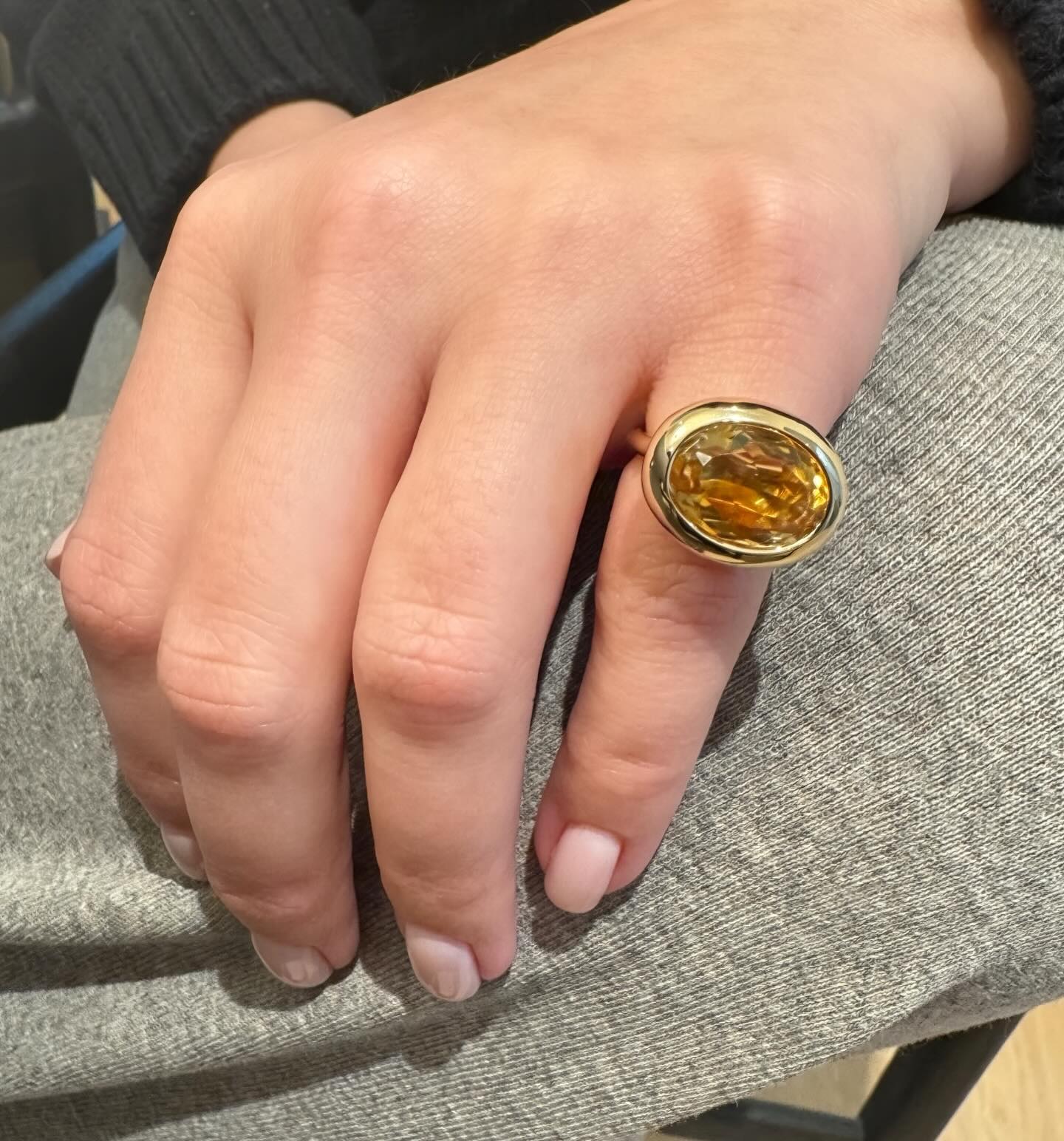 Her grandmother’s citrine reset from necklace to super bezel pinky ring…and a jumbo chubby stacker while we were at it ☺️✨