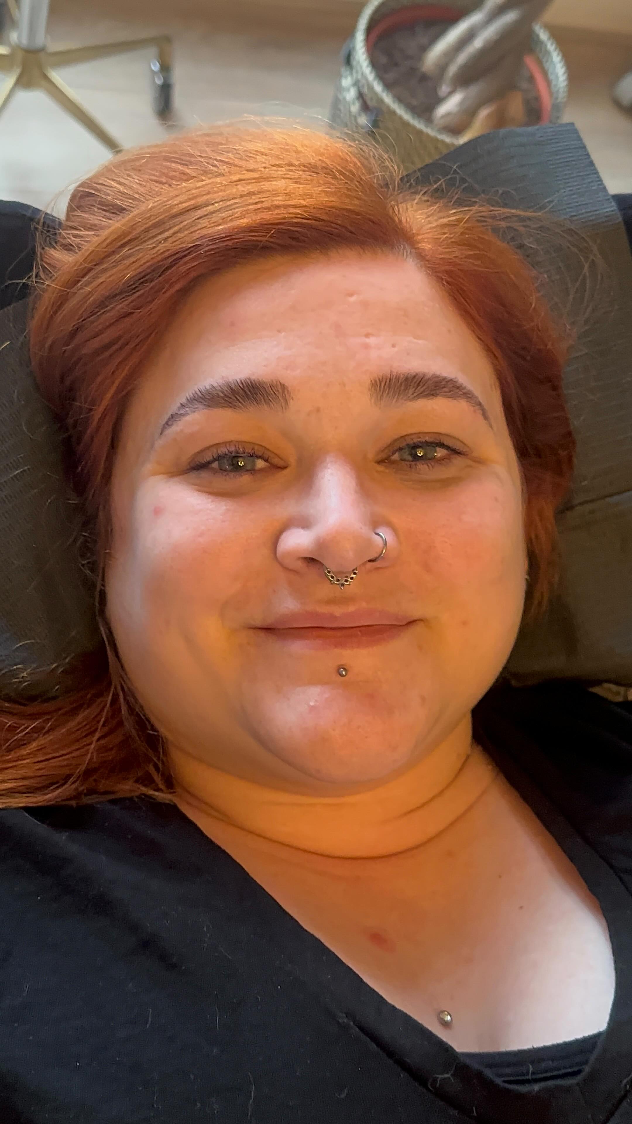 Burnt lashes by previous lash tech ✨ Reversed + fresh lift & brow lamination 💫
#lashlift #farnborough #blackwater #sandhurst #camberley