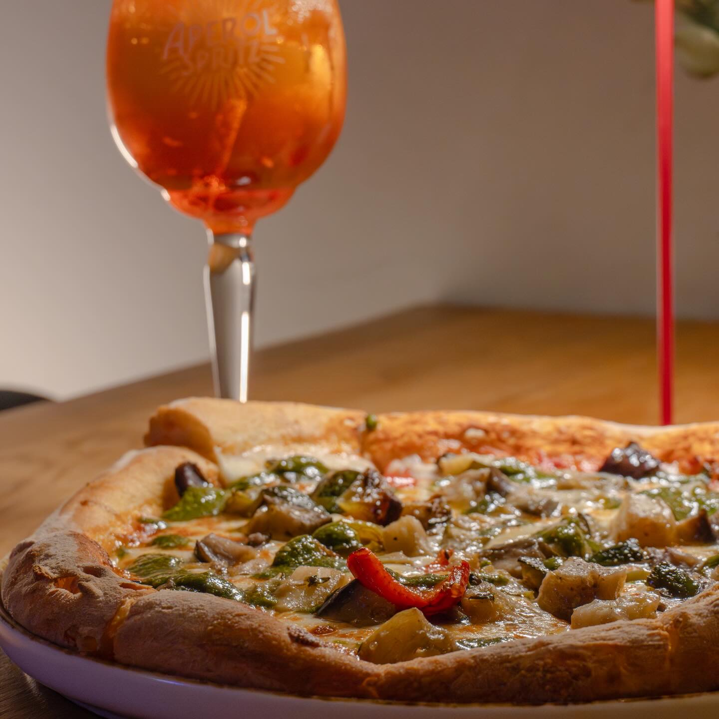 🐣Oster-Spargel-Special🐣
An Ostermontag sind wir geöffnet und haben uns, neben unserer normalen Karte, zwei leckere Specials für euch überlegt.
Einfach zum zweiten Bild swipen🤳
Unser Küche ist von 11:30-15:00Uhr für euch geöffnet.
Reserviert einfach per DM oder über unsere Website.
Wir freuen uns auf euch ☀️
#laterrazza#freiburg#ostern#essenfreiburg#friburgo