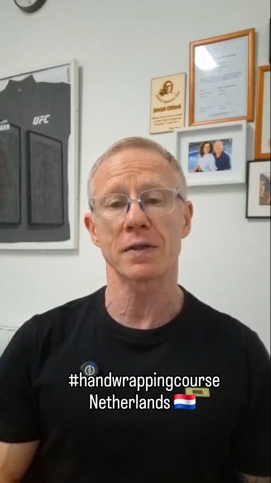 We are back!
Netherlands 🇳🇱
#handwrappingcourse