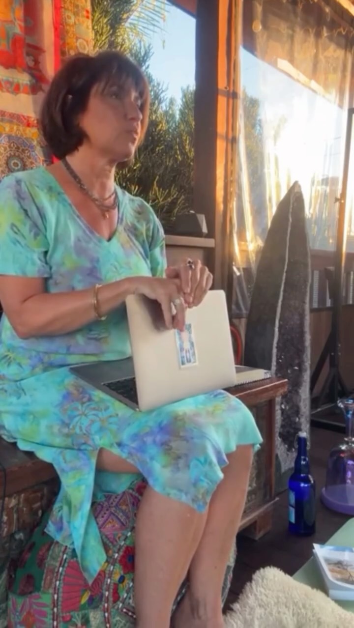 The Crystallization of Sound. We are walking crystal beings.
Your body structure holds frequency. Your thoughts and emotions create your patterns.
They imprint into your field and eventually into your body. Over time, that becomes your baseline.
This is why sound matters. Sound goes where the mind can’t and it works directly on the system.
Whether the method is your own voice with Mantra or Toning or Gong and crystal bowls, Sound healing is a proven therapeutic.
Letting the body return to its natural frequency as opposed to forcing healing.
Change the frequency the body is organizing around, and the body responds. It Returns to coherence and comes back into alignment.
✨ The Science of Sound-Module 3: Frequencies & Sound Healing begins May 14,2026
#SoundHealing #masterseries #mysteryschool #somatichealing