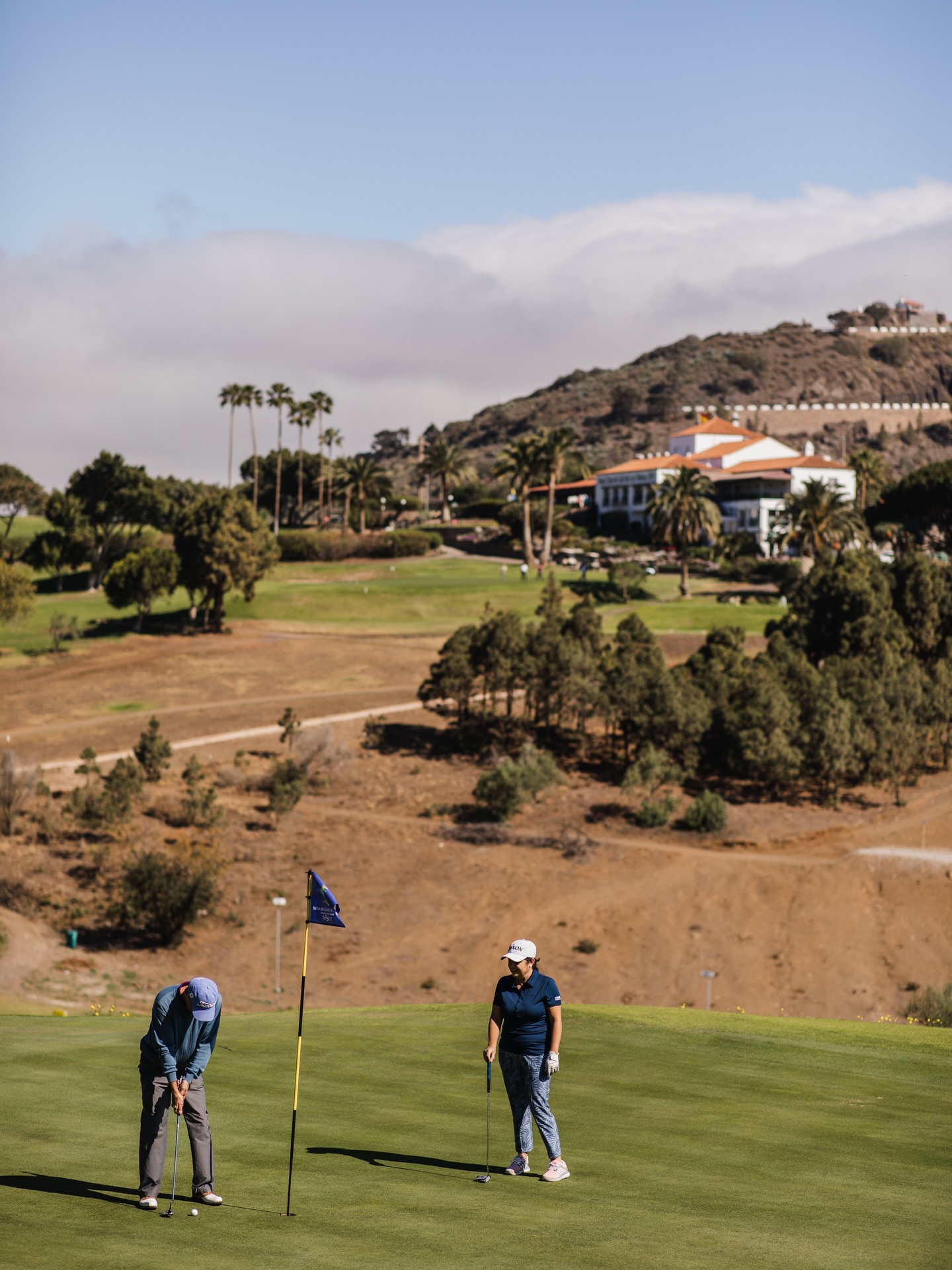 Hay días en los que el campo te enseña más que el resultado 🏌🏻♀️💚
There are days when the course teaches you more than the result 🏌🏻♀️💚
#BandamaGolfHotel #RCGLasPalmas
