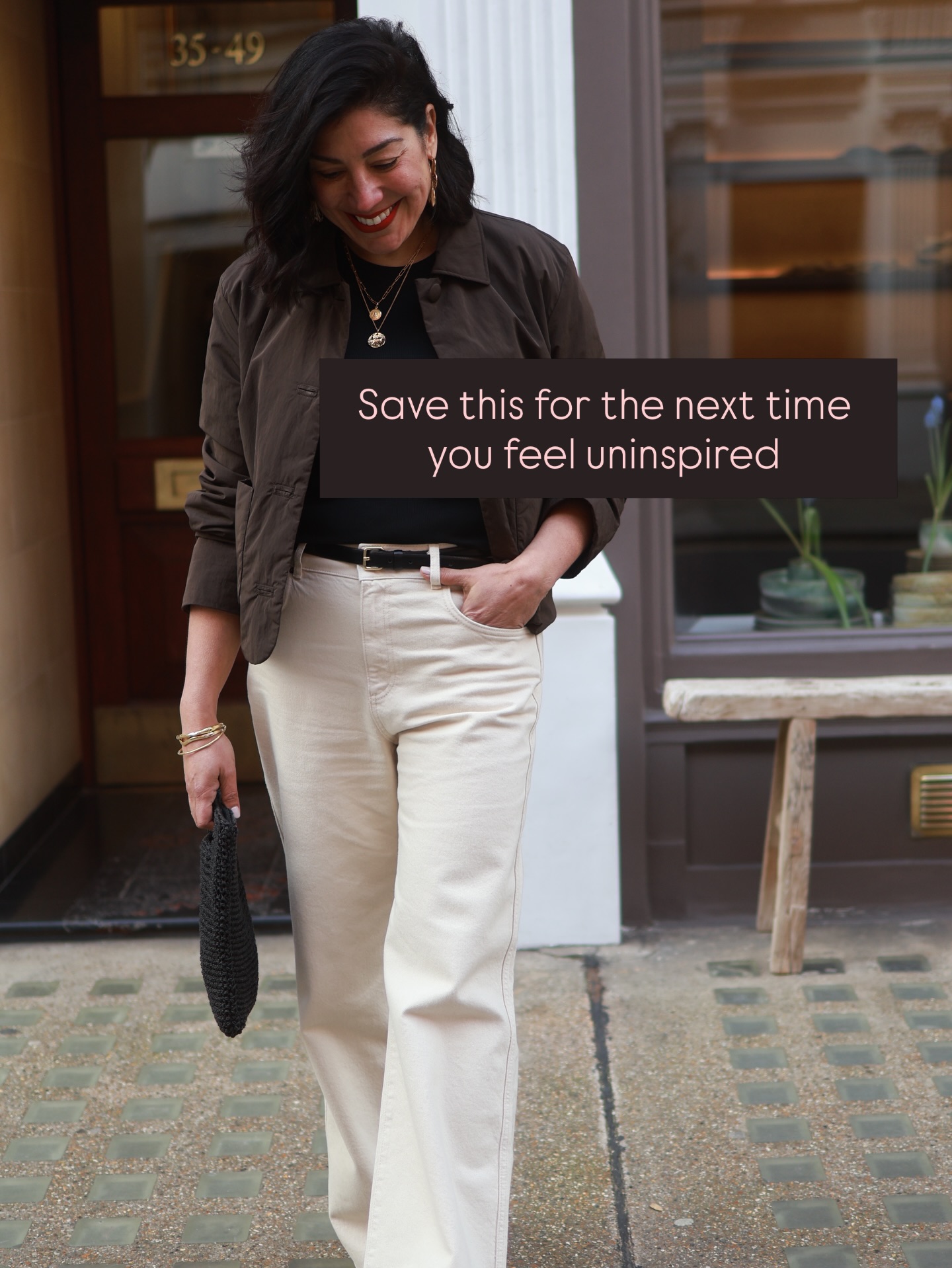 Save this for those ‘I have nothing to wear’ mornings.
8 easy outfit ideas that make you feel great this spring.
.
.
White jeans, polka dots skirts, ballet flats, rafia baskets, spring outfits, outfit ideas.