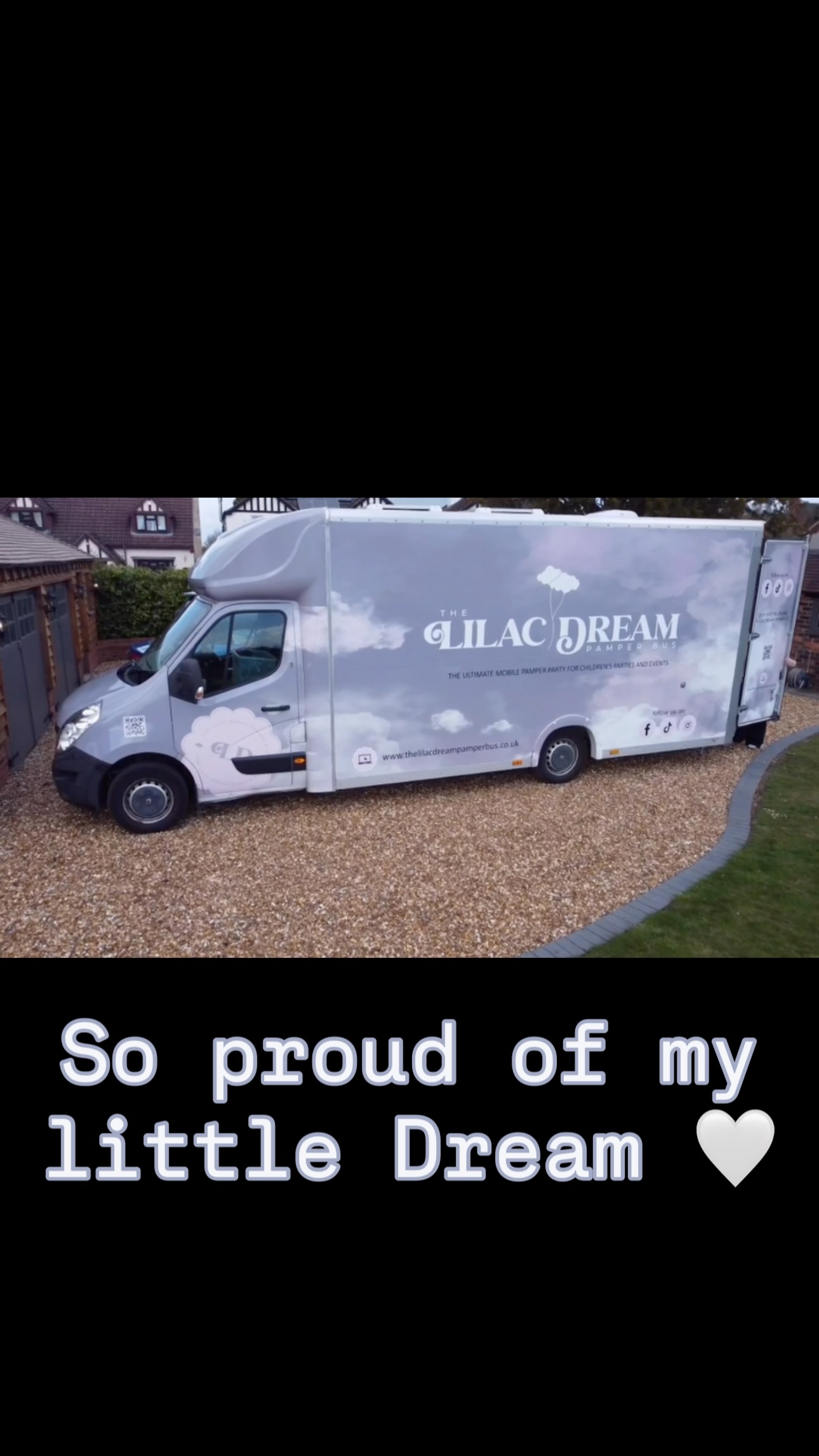 Iโm honestly just so proud of what we have createdโฆ the smiles & memories that we make at our parties are just what itโs all aboutโฆ and to see my van parked up at this incredible property is just absolutely amazing. Thankyou so much to @charlietowns and her husband for booking with us and even getting this content for meโฆ wow!! Thankyou so so much ๐ค๐๐ #mobilepamperparty #drone #kidspamperparty #mobilespaforkids #explore