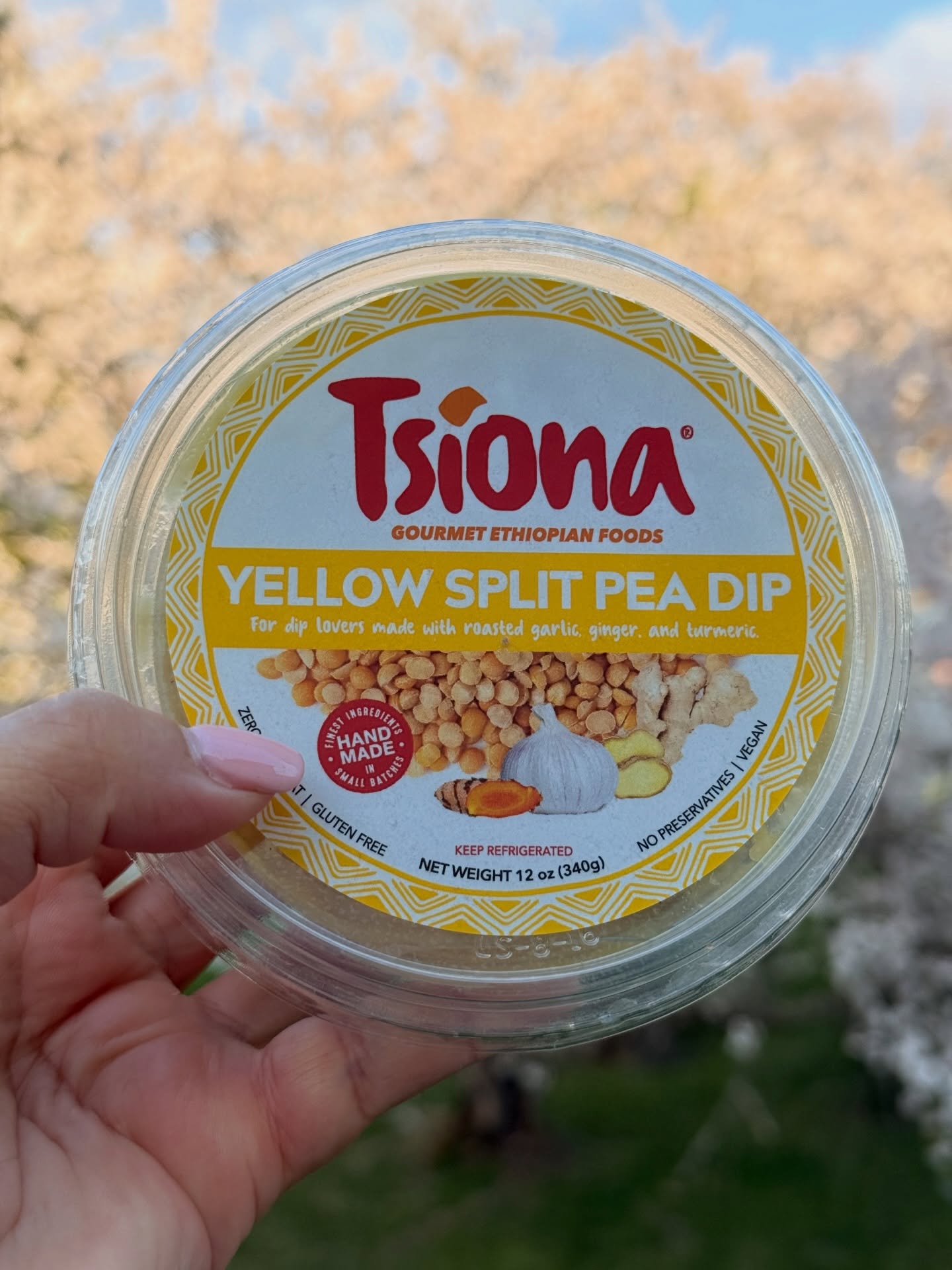 Our Tsiona Foods Lentil Dips are delicious + Healthy + Vegan do we need to say more?! Go ahead and try them, find our Dips at your favorite local @wholefoods Markets, @grosvenormarket @rodmans_dc @momsorganicmarket, and many more….
#tsionafoodsproducts #tsionafoodsdips #lentildips #habeshabusinesswoman #habeshabusiness fyp lentildips redlentildip yellolentildip brownlentildip