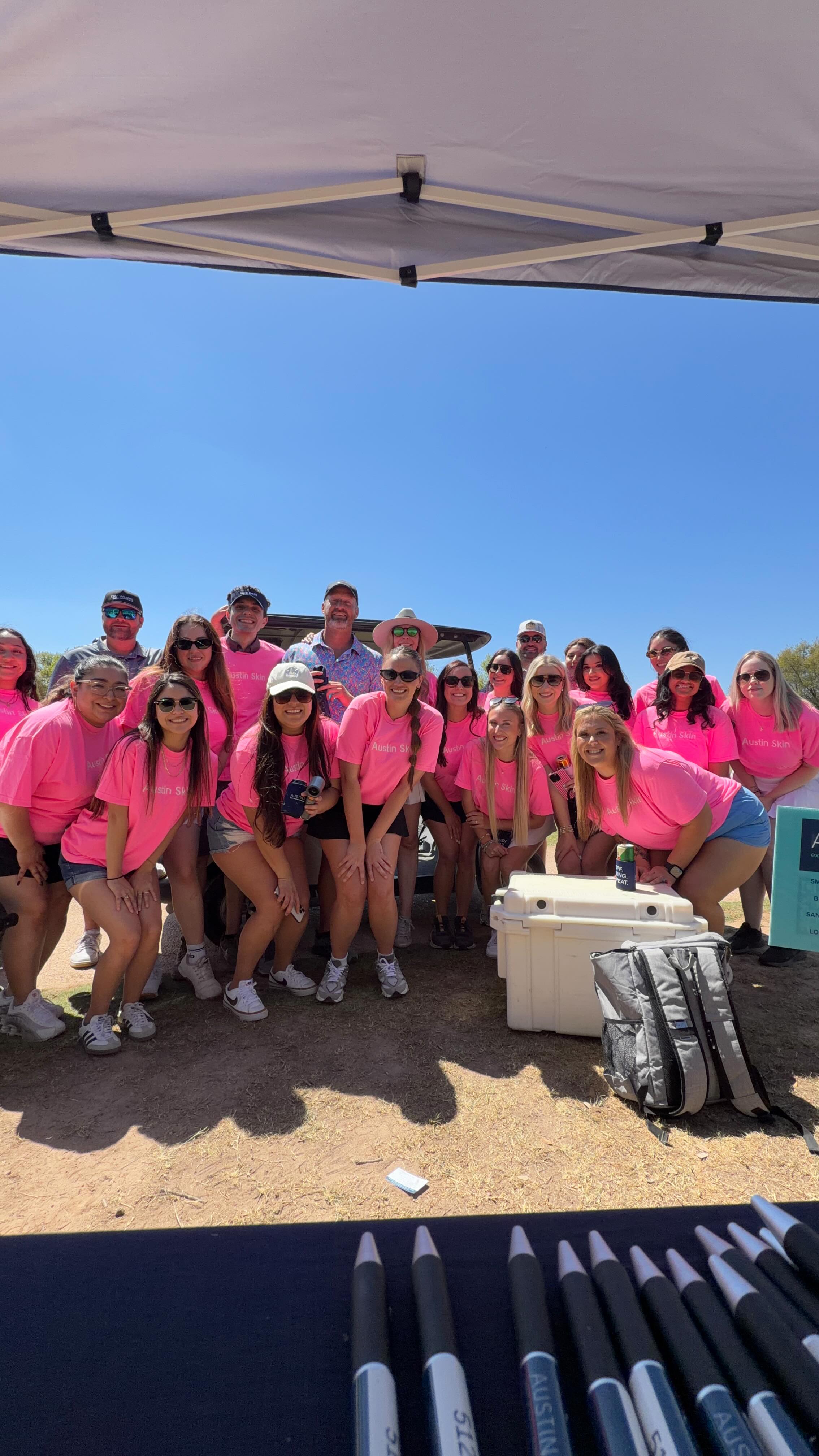 So proud to be one of the sponsors for the @bastropchamberofcommerce golf tournament ⛳️
Always a fun time to meet new people in the community & run into some of our old friends 🙂 & obbbbbviously we all know how to have a good time together. 🫶
Making sure everyone stayed protected out on the course too — handing out sunscreen & keeping sun safety top of mind all day ☀️🧴
#bastropcounty #bastroptx #colovistagolfclub #teambonding #smithville