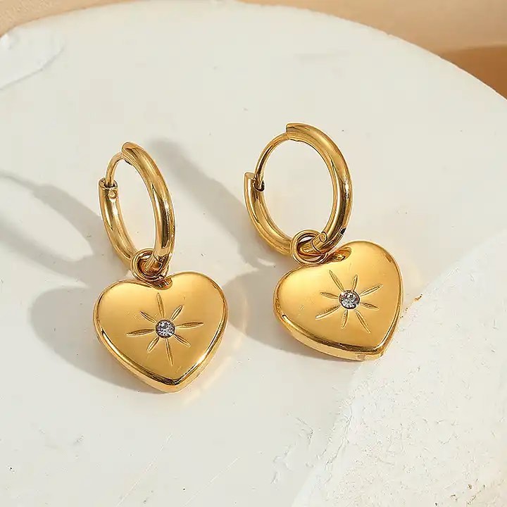 The best kind of Valentines spoils. DM to order our range of trendy, affordable gold plated, sterling silver jewellery๐โจ