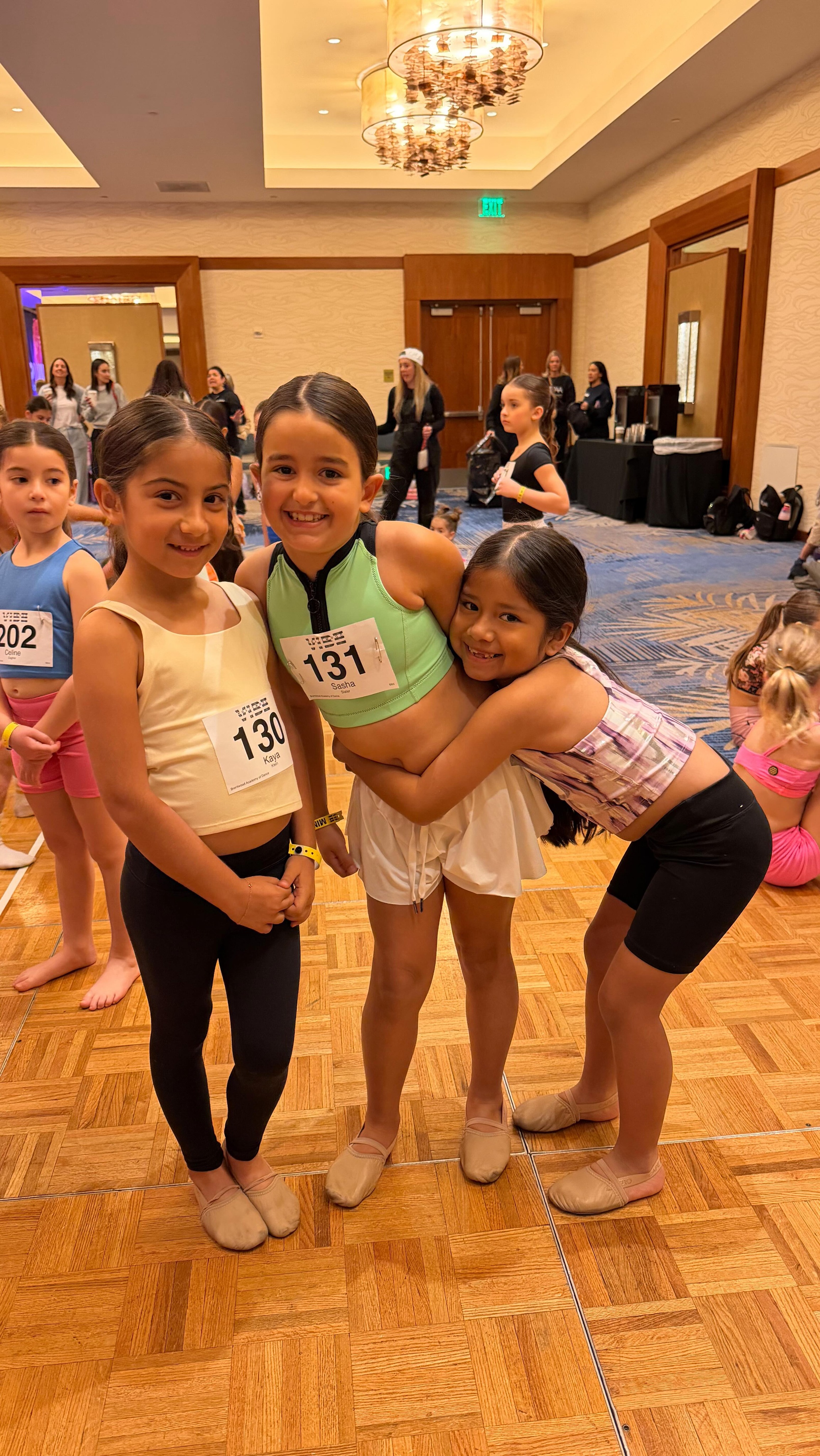 This summer, we’re keeping things fresh 🔥
For all company level technique classes, we’ll be introducing a rotating faculty schedule featuring both our incredible in-house teachers and inspiring guest artists. That means every single class brings a new perspective, new energy, and new opportunities to grow.
Each class is designed to challenge you in different ways, helping you refine your skills, expand your artistry, and truly hone in on technical excellence.
Get ready to stay inspired, stay challenged, and keep evolving all summer long ✨