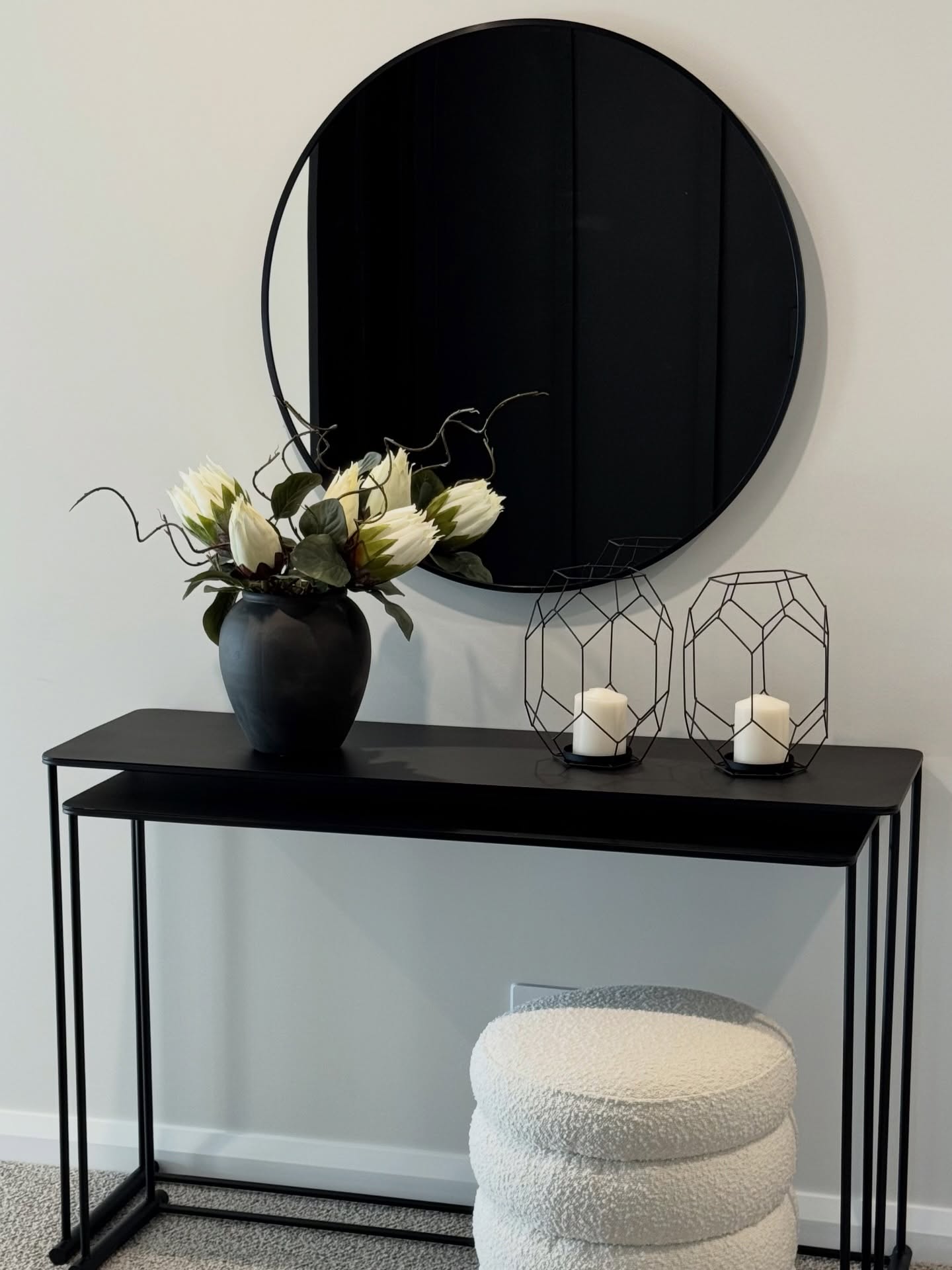 snap | SHOT
Why it’s important to stage a home’s living areas. From first impressions to showing buyers what fits in a space and how it can be used.