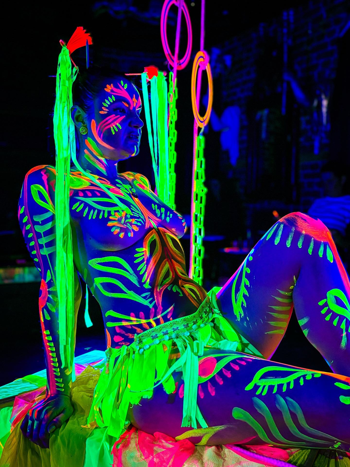 Last week we had the amazing @persephoniencredibledesigner modelling for us at the @oldqueenshead ✨ such a fun, creative session with some brilliant artists
We’ve got loads coming up this week:
🎨 Tonight – Peckham
🎨 Tomorrow – Oxford Circus
🎨 Saturday – Kennington (afternoon classes)
Perfect for beginners, all art supplies provided, just turn up and get creative 🖤
Return customers get £5 off – message for the code
🎟 Book now: www.neonnaked.com
#londonevents #thingstodolondon #londonlife #artclasslondon #londonactivities