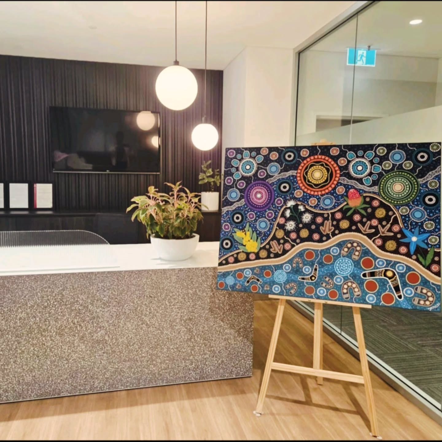 Your story, your space 🖼
A special commission, now sitting proudly in its new home — created to reflect connection, culture and shared values.
Mel creates each piece to tell a story, bringing meaning, identity and presence into a space.
Interested in custom artwork? Reach out to have a yarn 🖤💛❤️
#AboriginalArt #ArtCommission #CustomArtwork #MeaningfulSpaces #StorytellingThroughArt