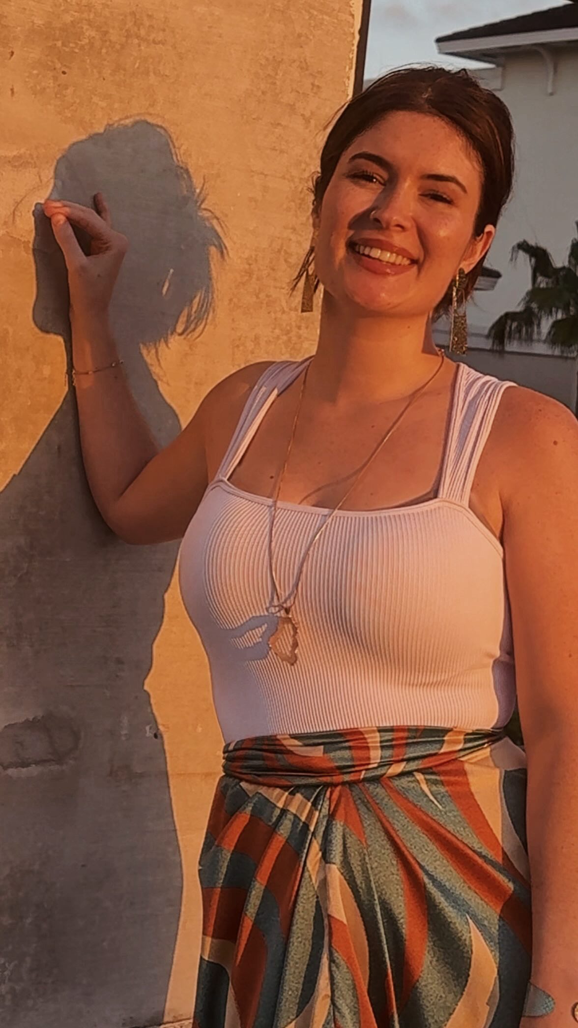 πDid it take me almost a year to try styling this dress another way? Yesβ¦
πDid I skip buying a skirt I donβt need cuz I got creative with whatβs in my closet? Also yes!