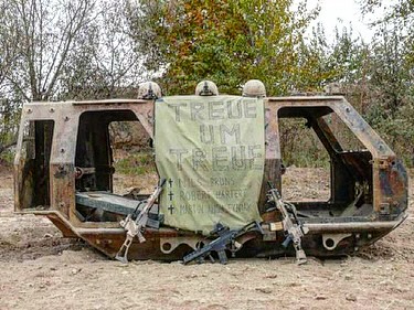 Gegen das Vergessen! Das Karfreitagsgefecht war am 2. April 2010 ein Feuergefecht im Rahmen des Einsatzes der Bundeswehr in Afghanistan zwischen einer Fallschirmjägereinheit und radikal-islamischen Taliban. Letztere wurden dabei durch die Islamische Bewegung Usbekistans unterstützt. In dem Gefecht fielen drei Fallschirmjäger. Beim Karfreitagsgefecht waren deutsche Soldaten zum ersten Mal seit dem Zweiten Weltkrieg an länger anhaltenden Kampfhandlungen mit eigenen Verlusten beteiligt. #glückab #unvergessen